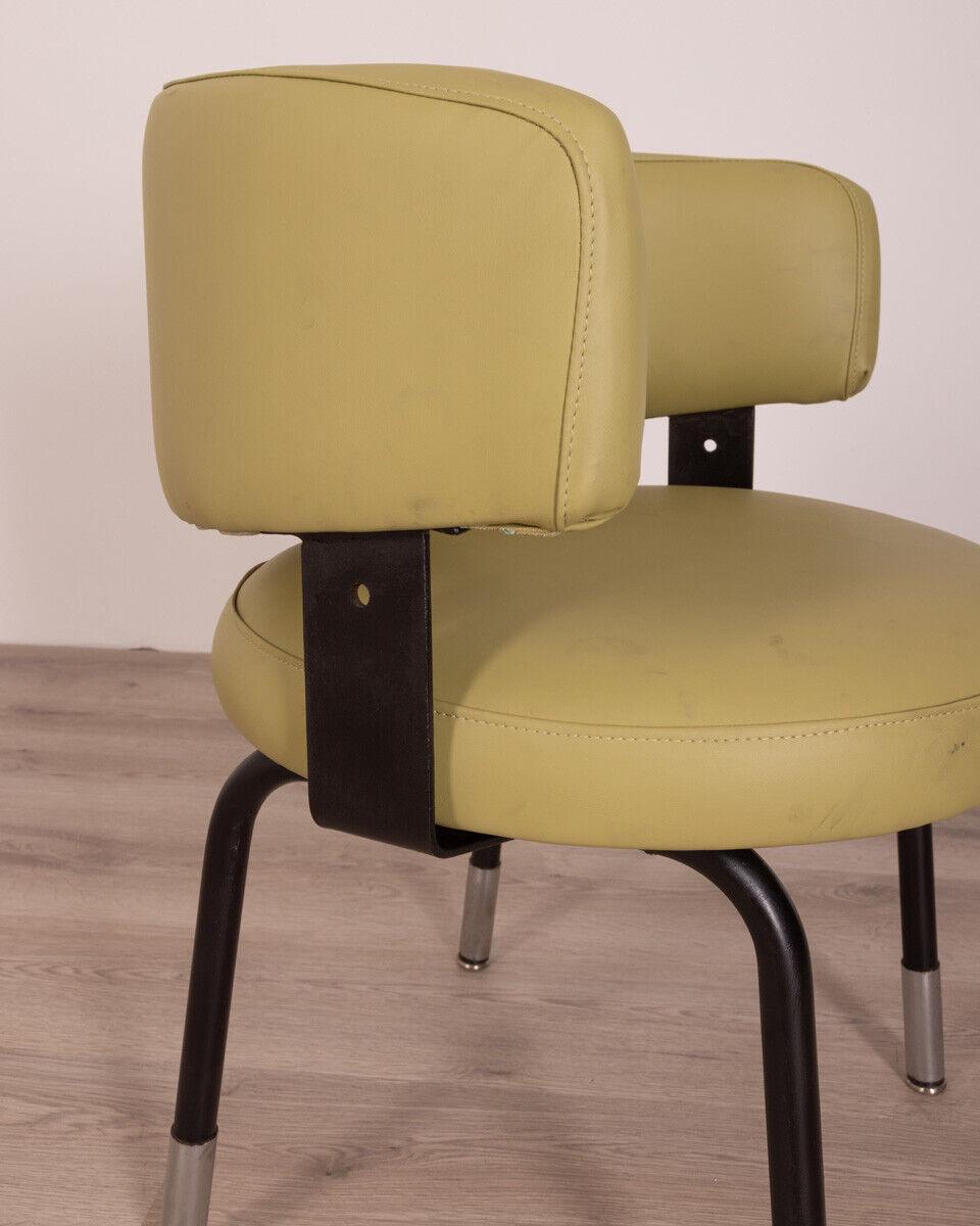 Paar Vintage 70er Jahre Stühle Sessel in grünem Leder (Ende des 20. Jahrhunderts) im Angebot