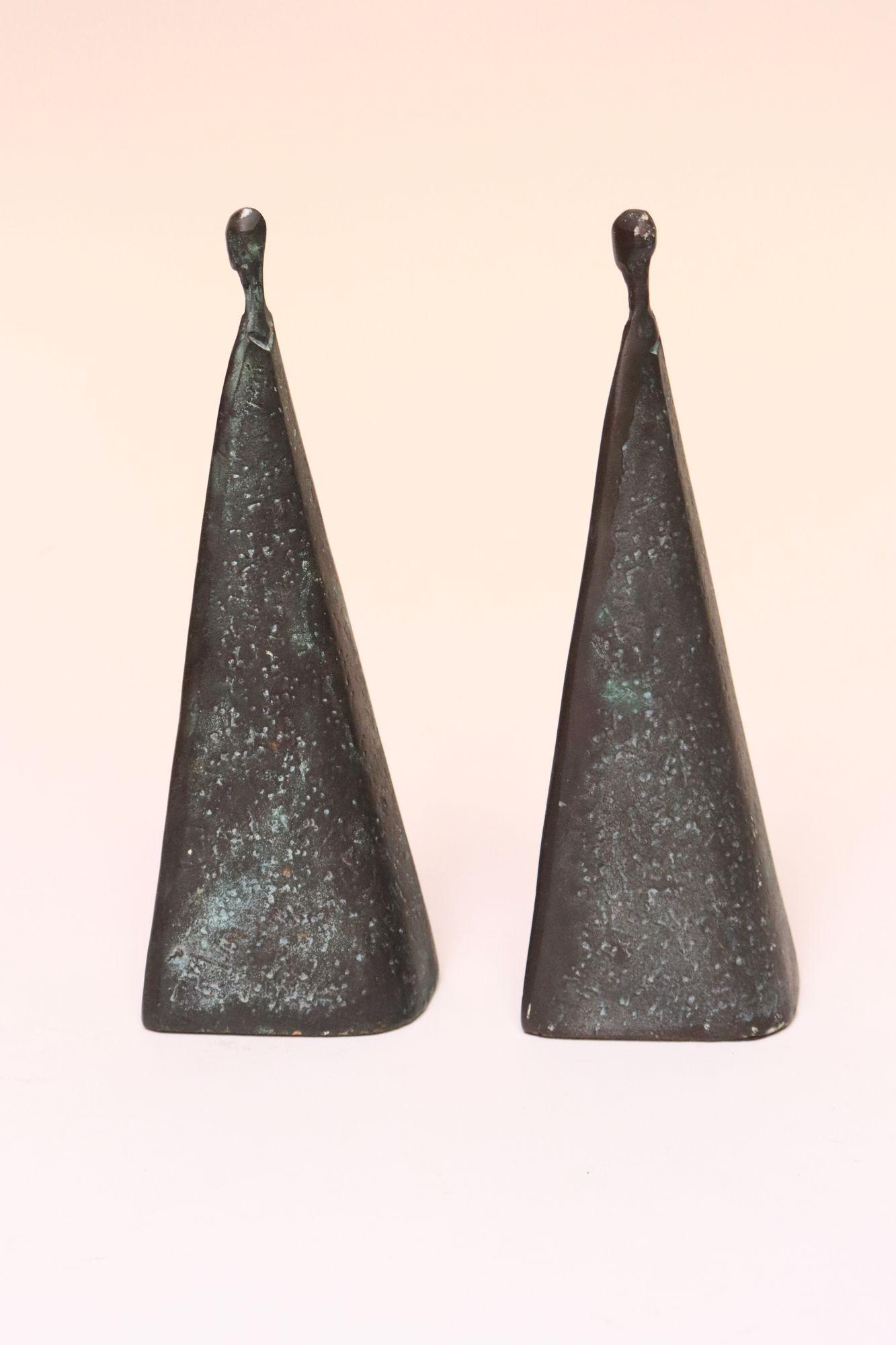 Patinato Coppia di sculture astratte femminili vintage in bronzo 9062 in vendita