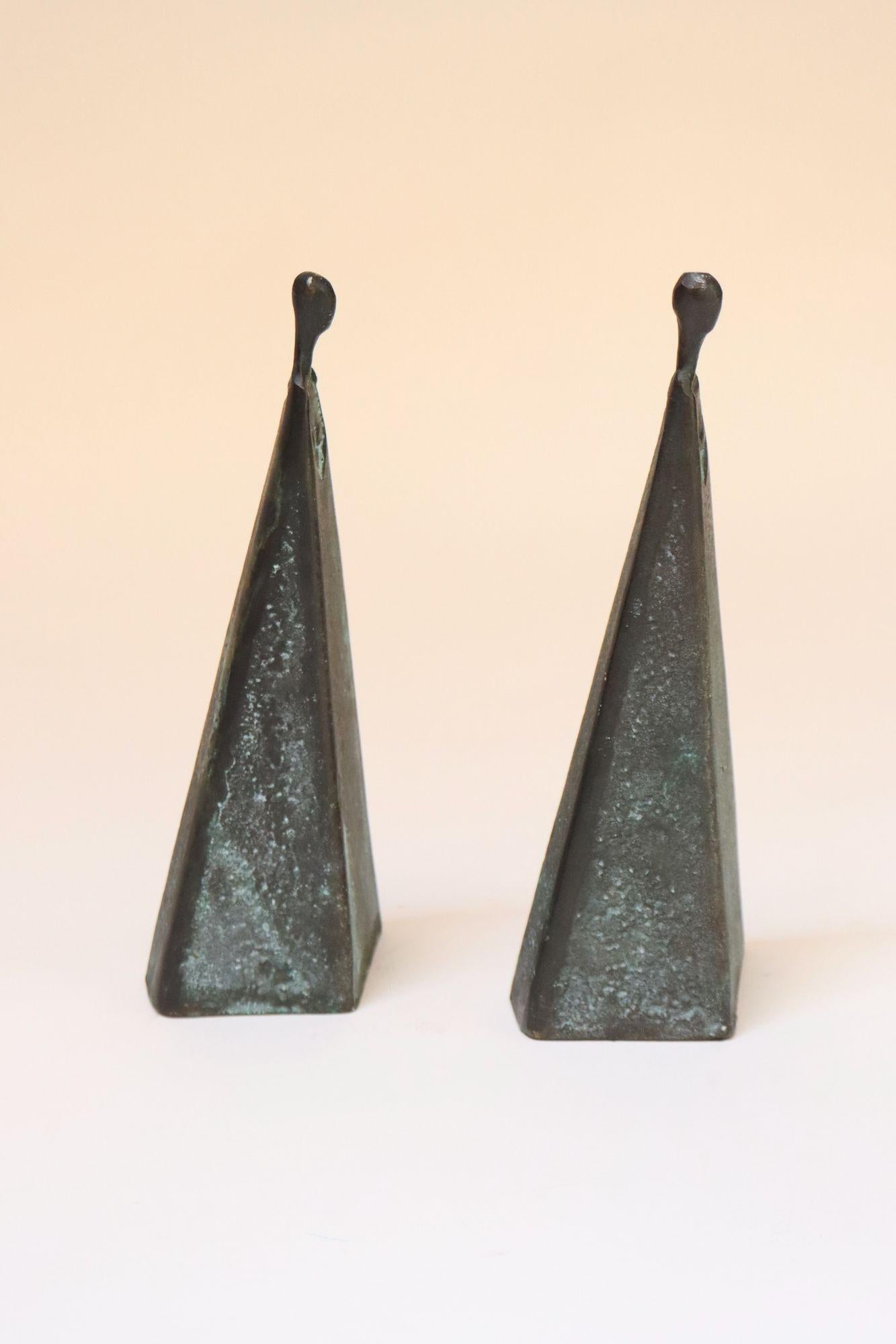 Metà XX secolo Coppia di sculture astratte femminili vintage in bronzo 9062 in vendita