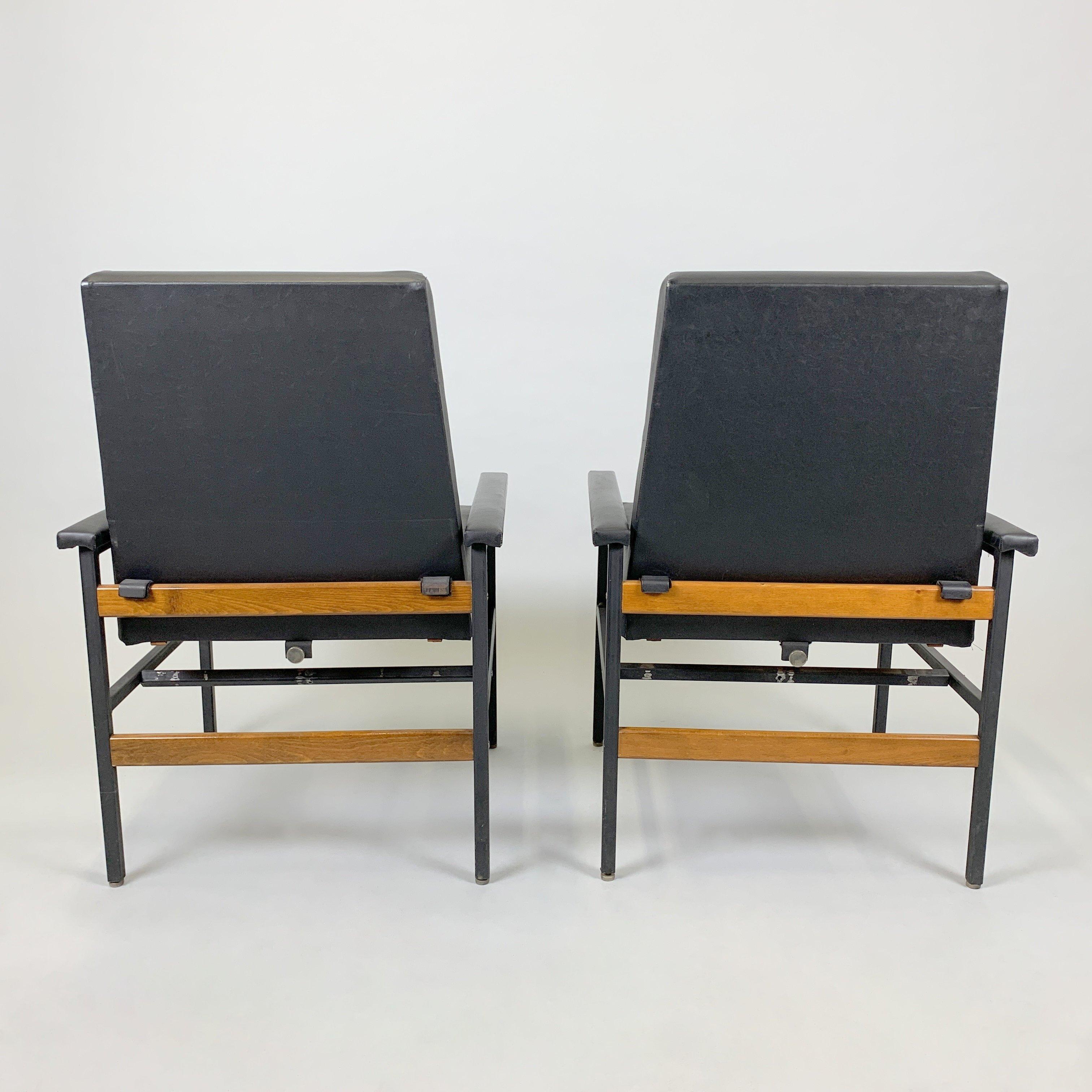 Late 20th Century Pair of Vintage Adjustable Armchairs, Czechoslovakia, 1970s For Sale