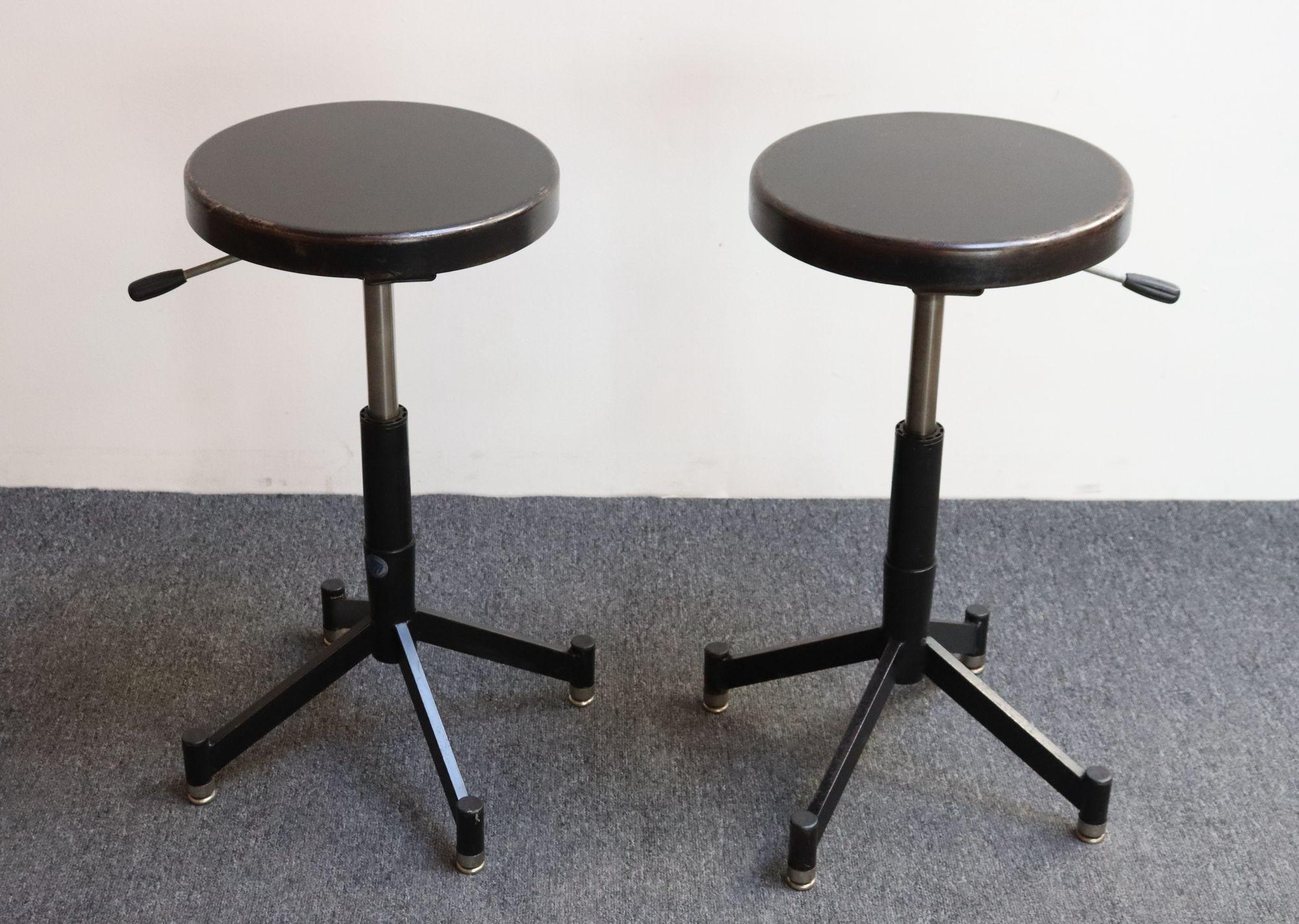 Pair of Vintage Adjustable Pose or Task Stools with Swivel Seats by Photogenic For Sale 11