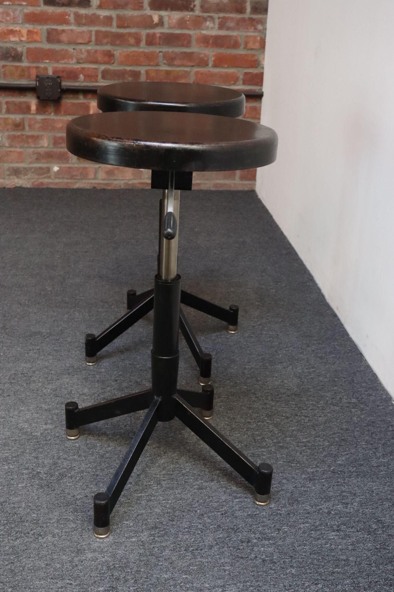 Pair of Vintage Adjustable Pose or Task Stools with Swivel Seats by Photogenic In Distressed Condition For Sale In Brooklyn, NY
