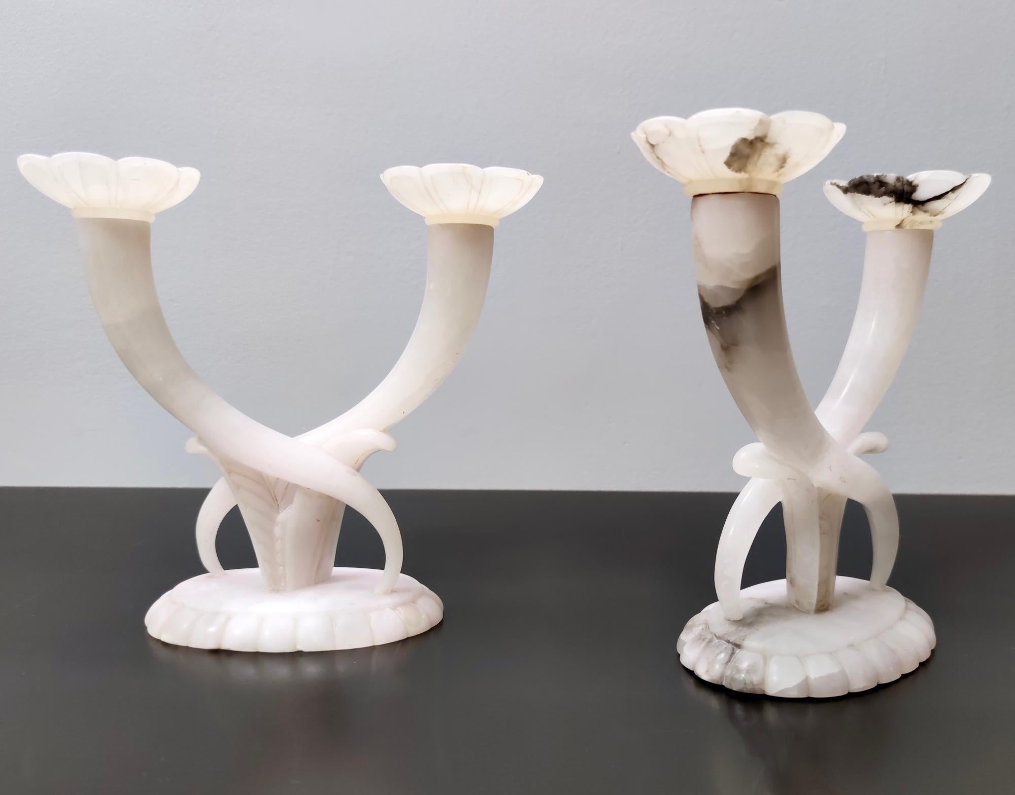 Pair of Vintage Alabaster and Onyx Candelabra Ascribable to Tomaso Buzzi, Italy In Excellent Condition In Bresso, Lombardy