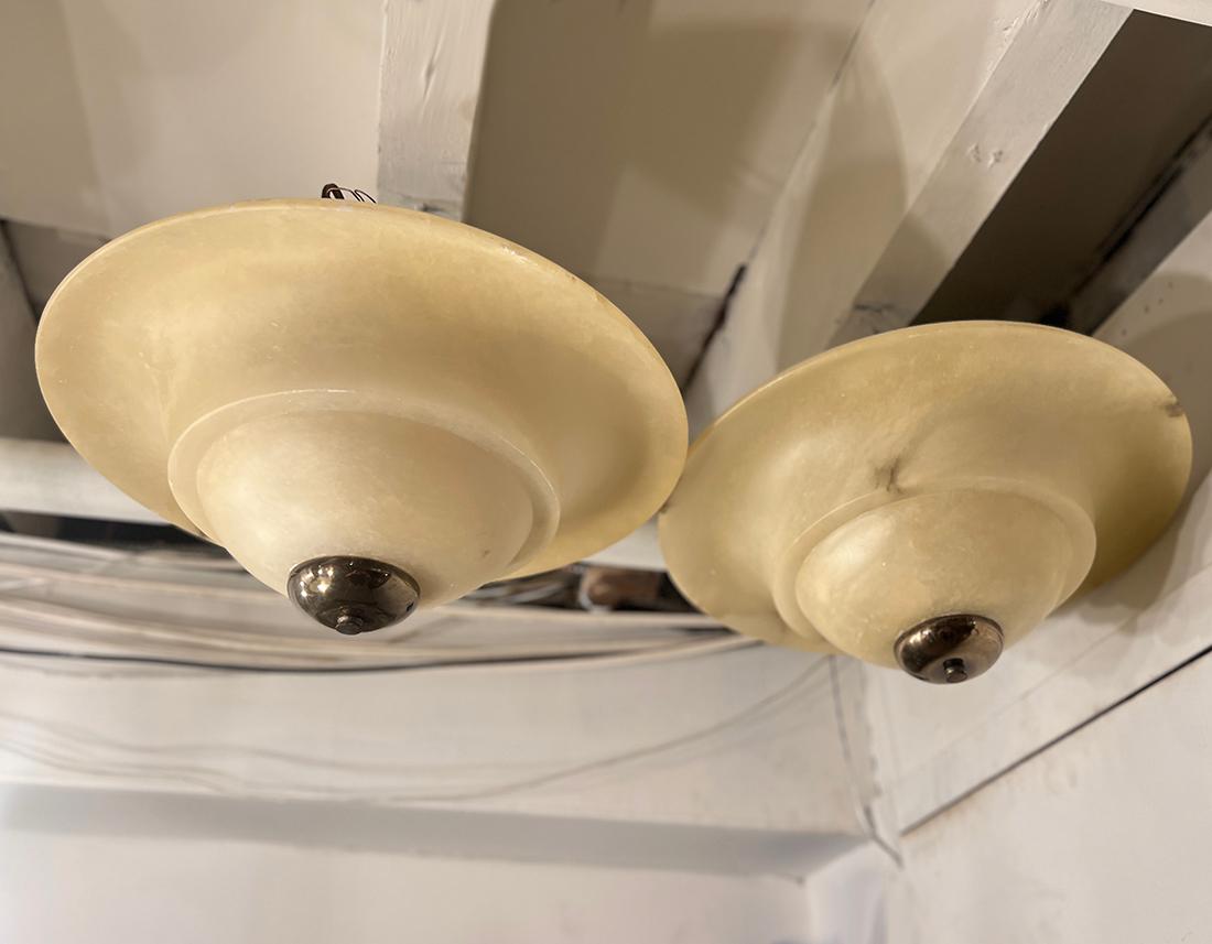 Ein Paar Vintage-Leuchten aus Alabaster. Einzeln verkauft im Angebot 1