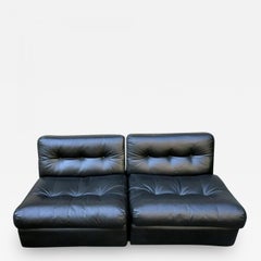 Pair of Vintage Amanta Modular Slipper Chairs Mario Bellini