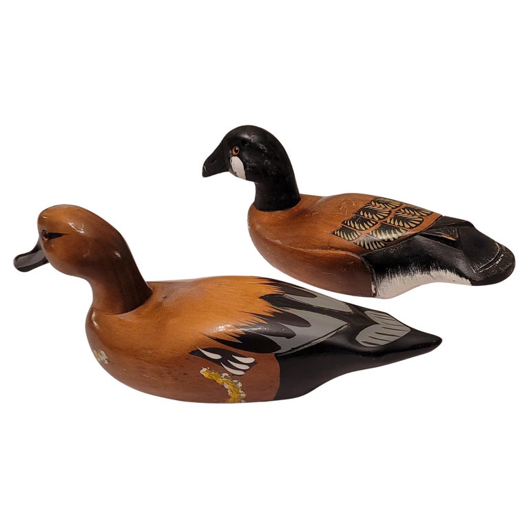 Pair of Vintage American Handmade and Painted Duck Decoys For Sale at