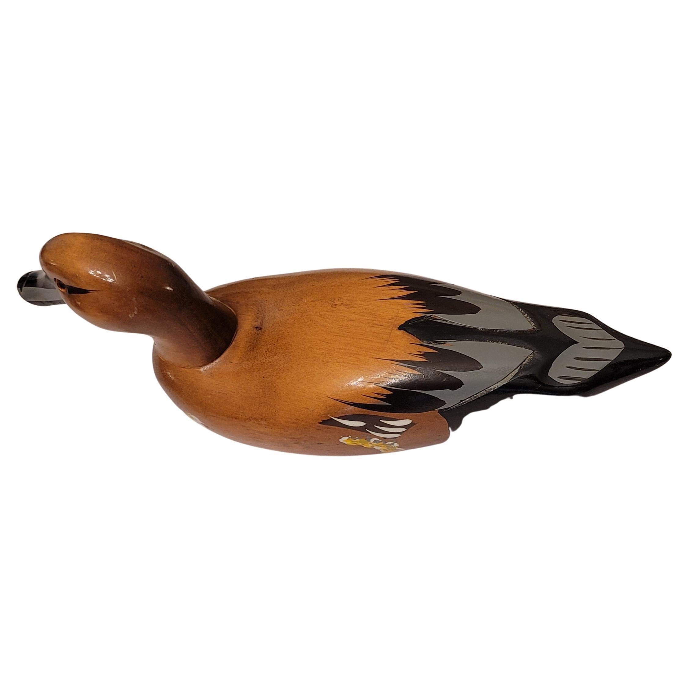 Hand-Crafted Pair of Vintage American Handmade and Painted Duck Decoys For Sale