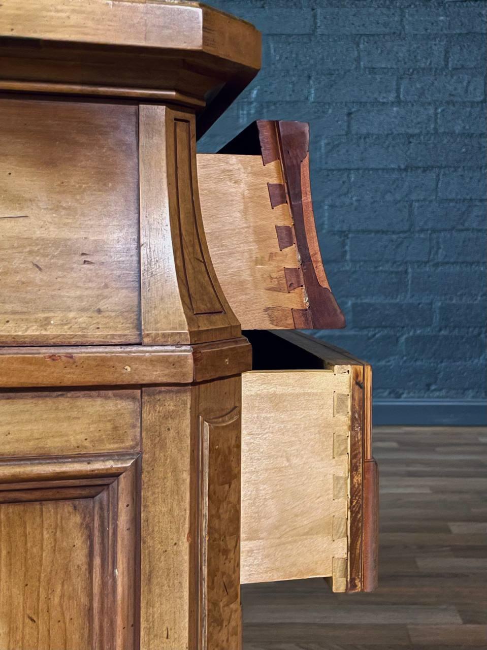 Pair of Vintage American Traditional Night Stands w/ Travertine Tops For Sale 5