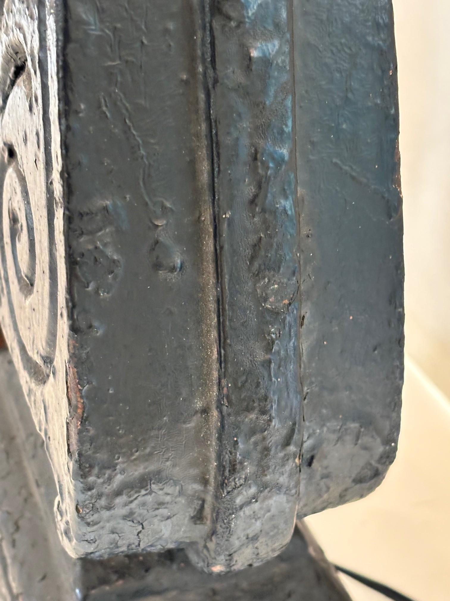 Pareja de lámparas vintage de elementos arquitectónicos en venta 3