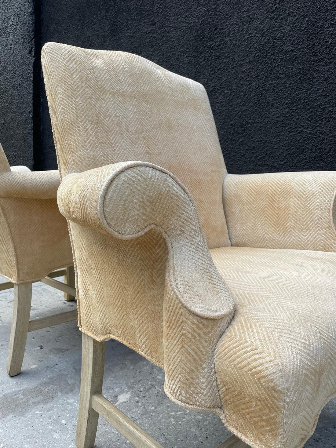 Mid-Century Modern Pair of Vintage Arm Chairs