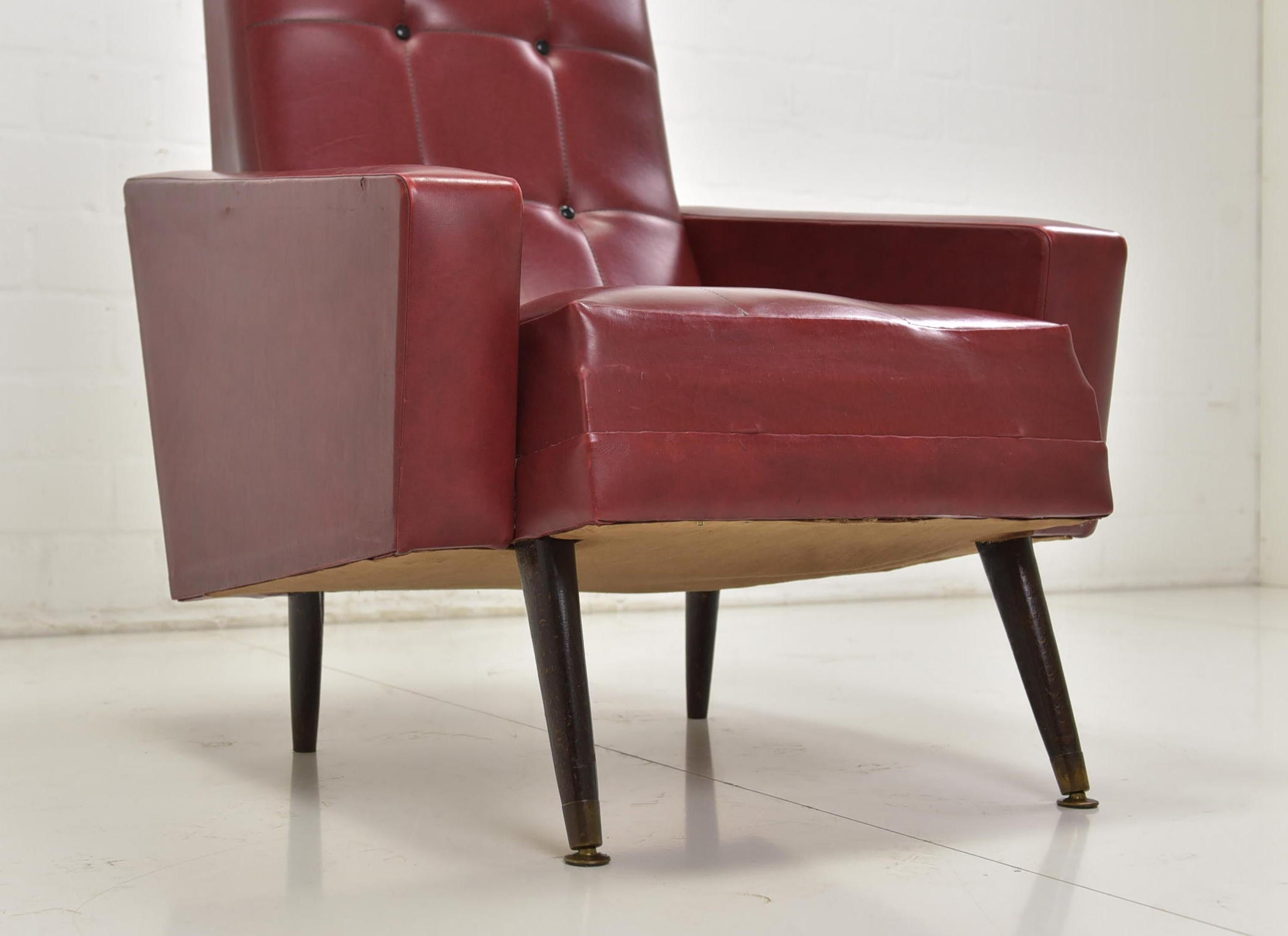 Paire de fauteuils vintage 2x chaises longues / chaises Skai Rockabilly rouges, années 50s 60s en vente 3