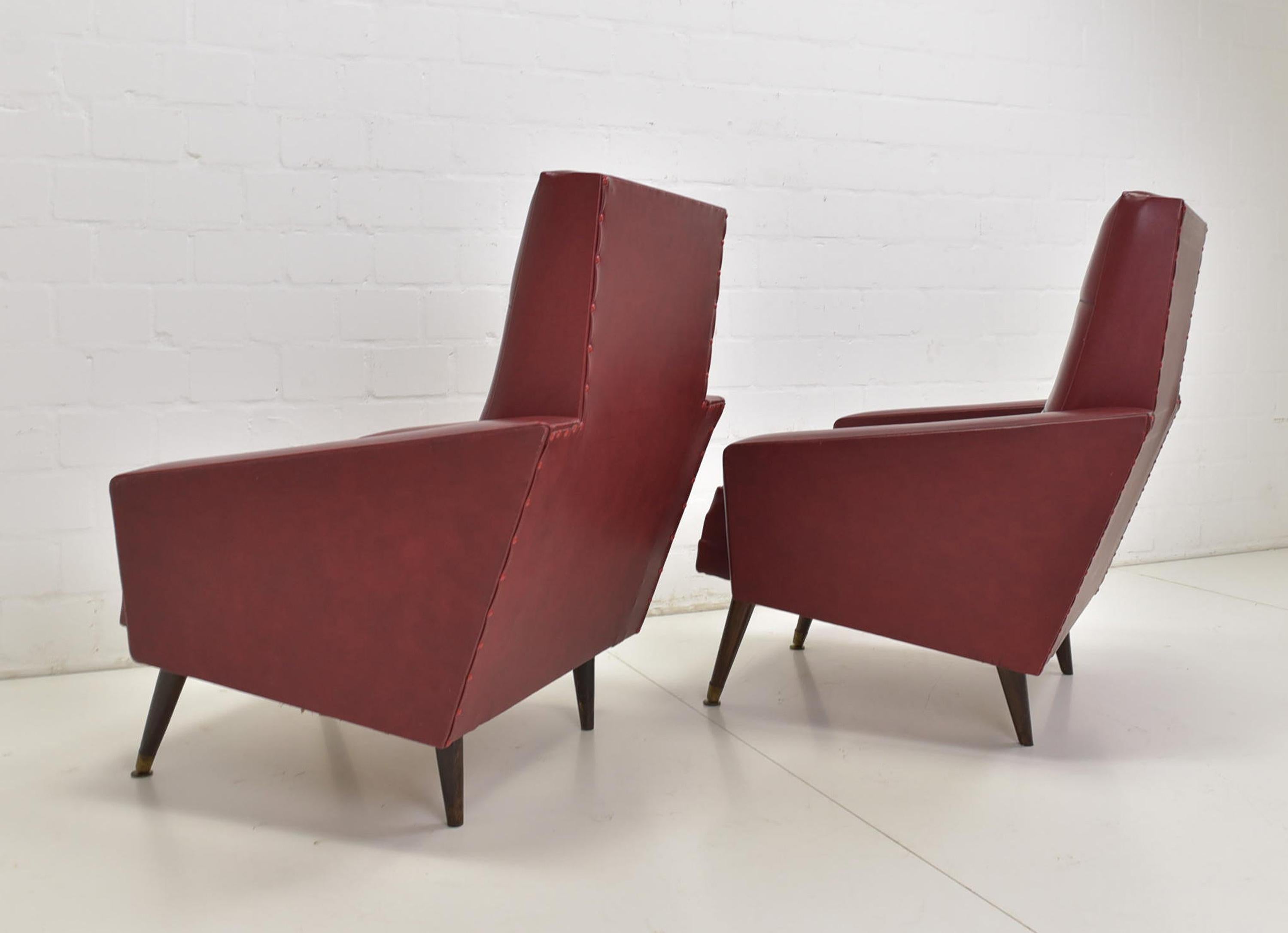 Paire de fauteuils vintage 2x chaises longues / chaises Skai Rockabilly rouges, années 50s 60s en vente 1