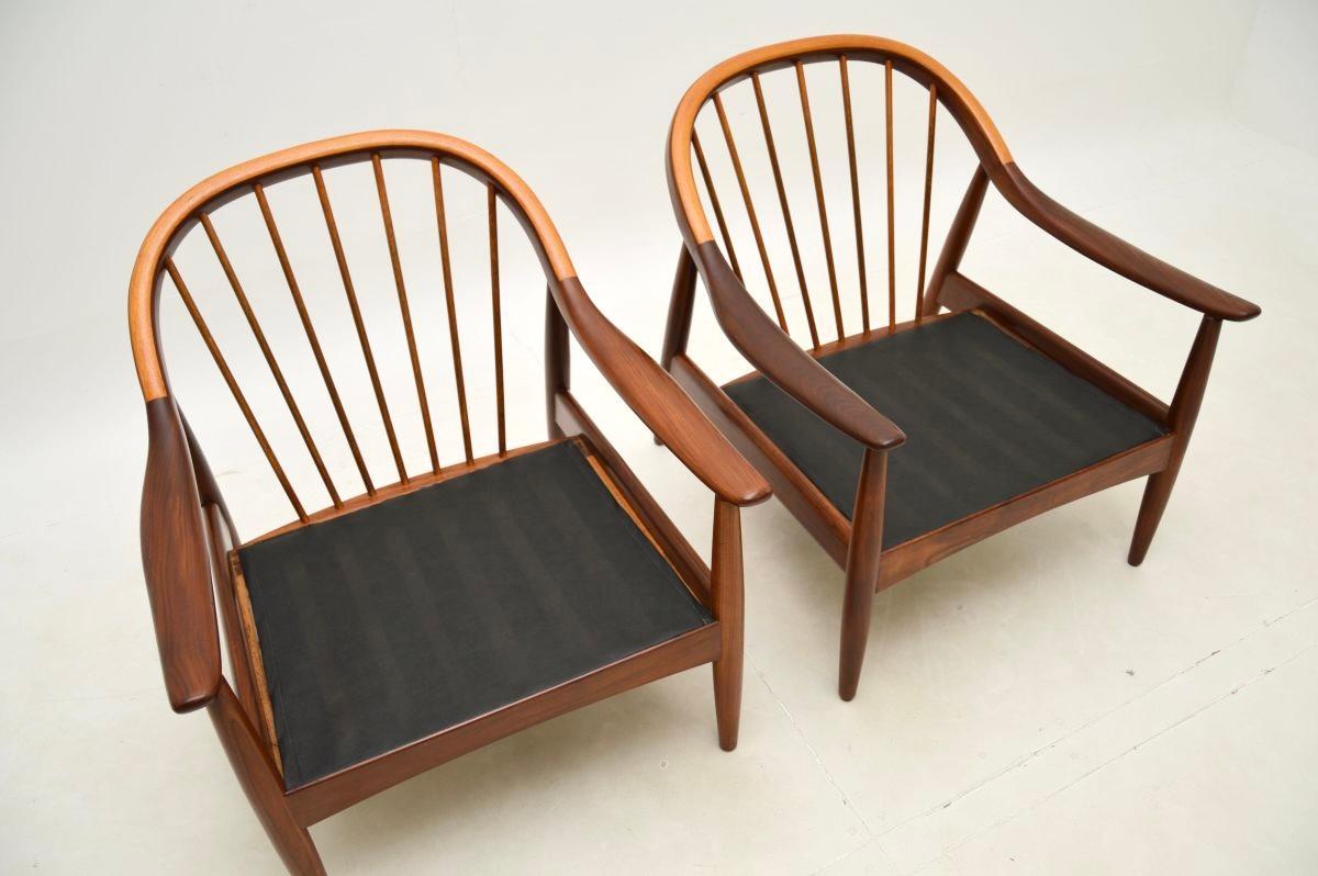 Milieu du XXe siècle Paire de fauteuils vintage par Greaves and Thomas en vente