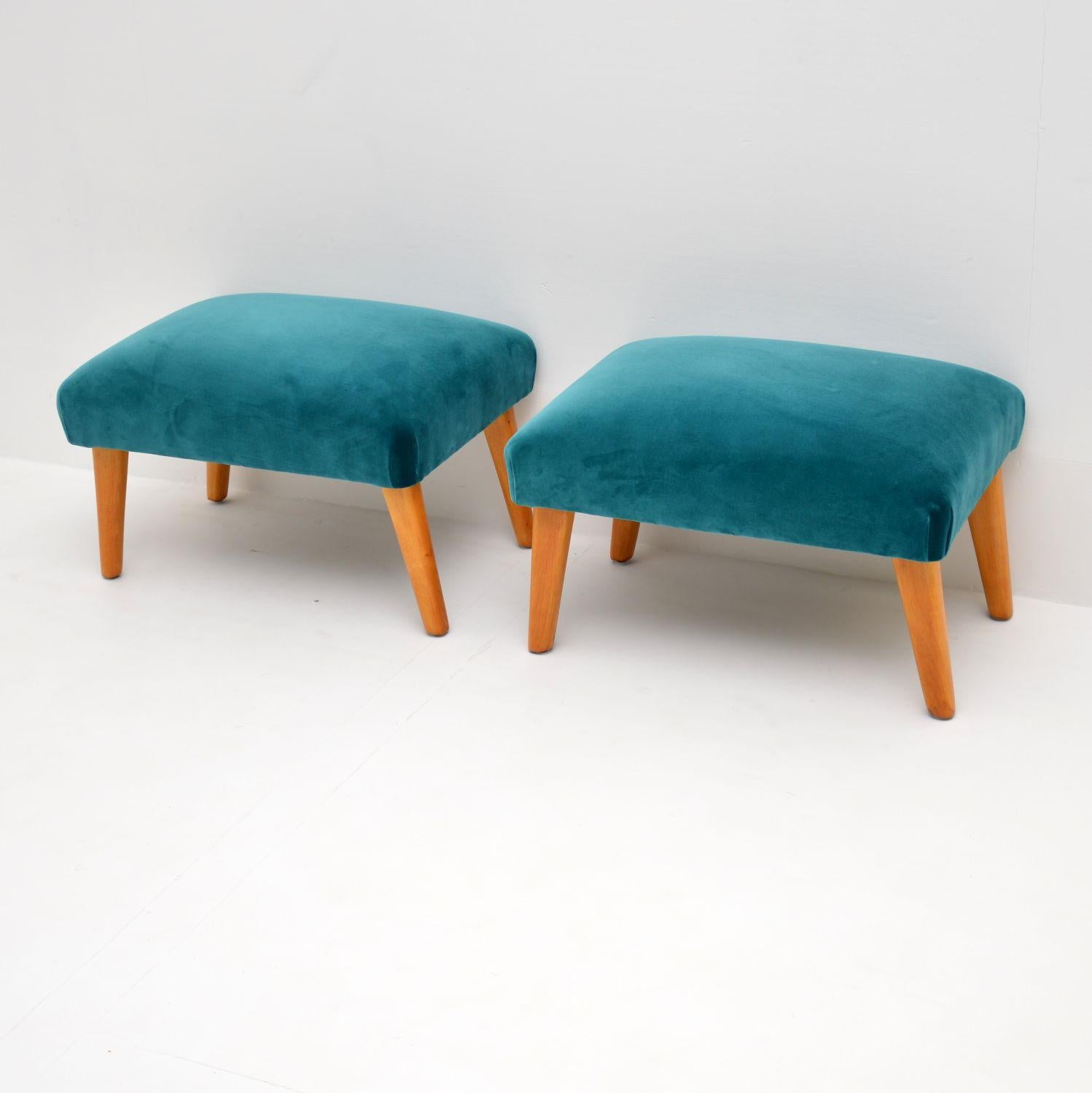 Pair of Vintage Armchairs and Ottomans, circa 1960s 3