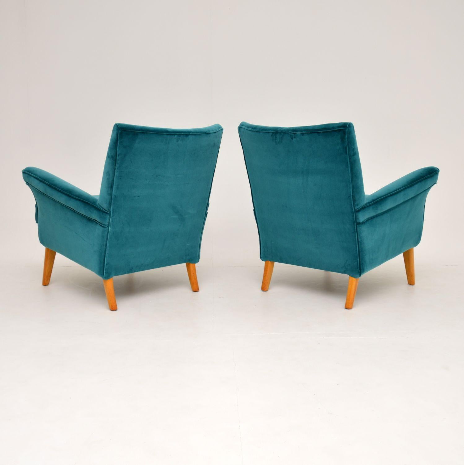 Pair of Vintage Armchairs and Ottomans, circa 1960s 2