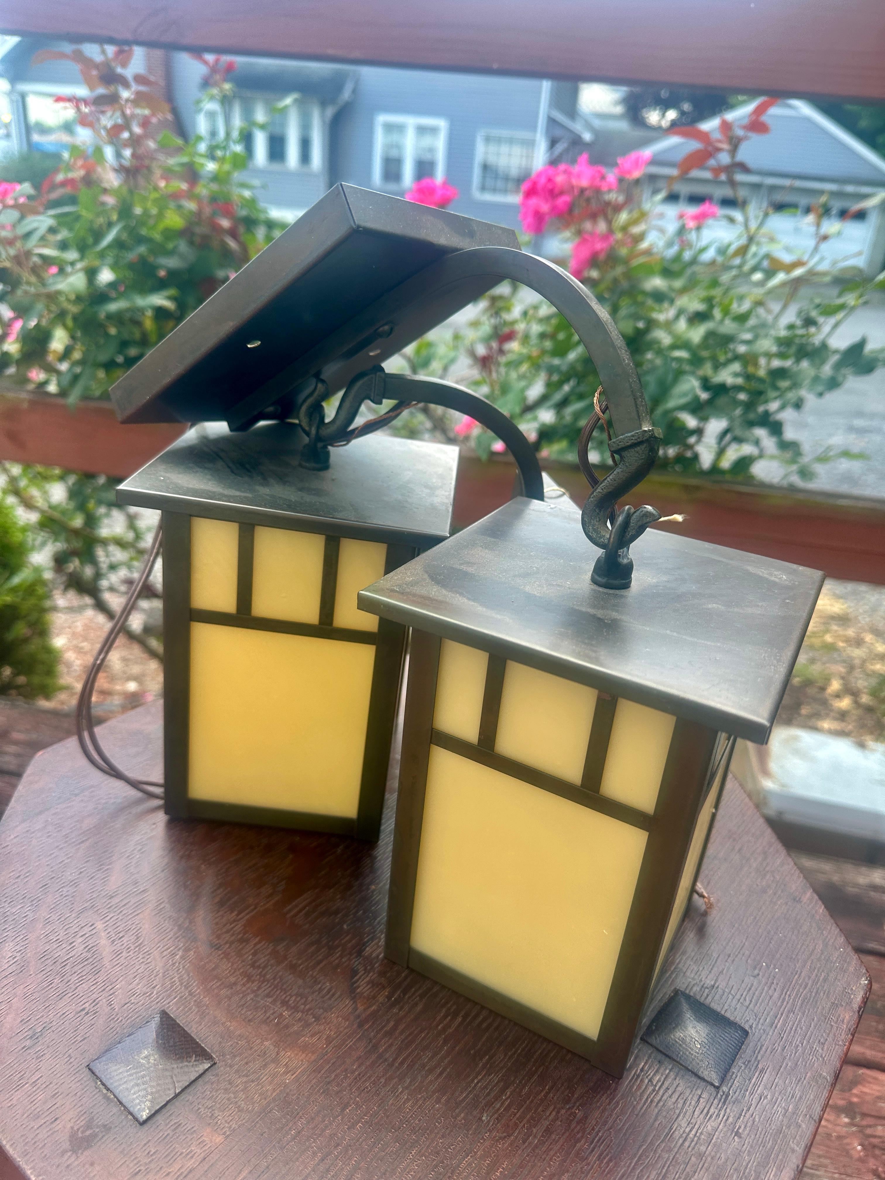 Pareja de lámparas vintage Arroyo Craftsman - W4286 en Bueno estado para la venta en Shamokin Dam, PA