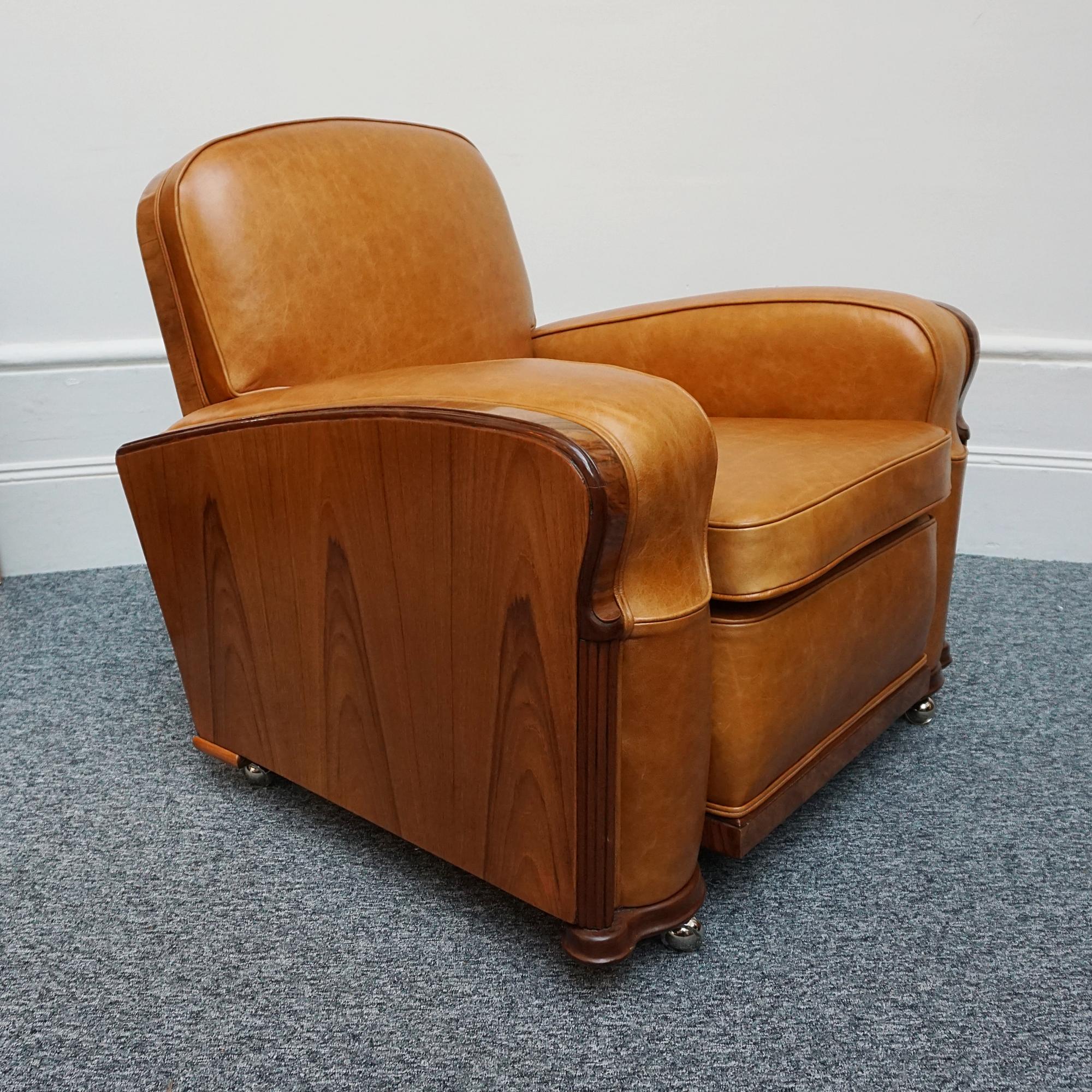 Pair of Vintage Art Deco Club Chairs in Brown Leather with Walnut Veneer 5