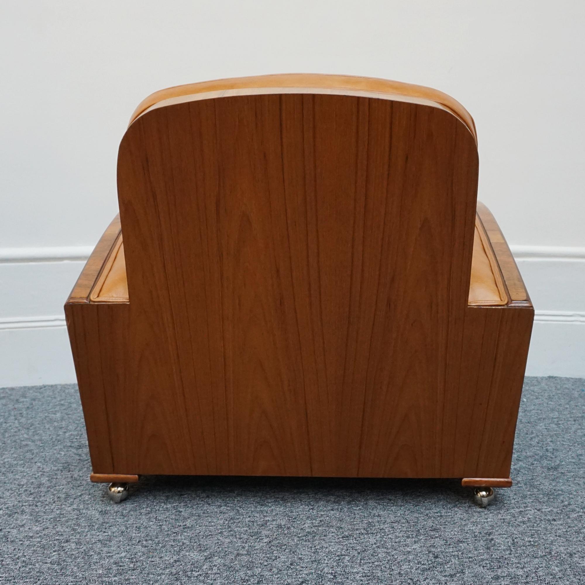 Pair of Vintage Art Deco Club Chairs in Brown Leather with Walnut Veneer 9