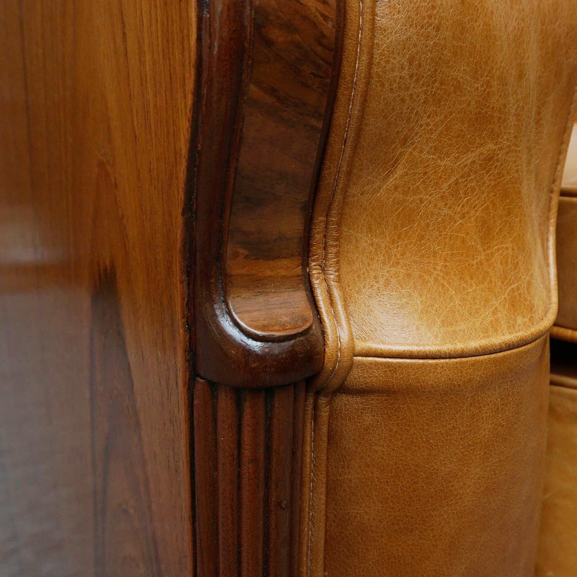 Pair of Vintage Art Deco Club Chairs in Brown Leather with Walnut Veneer 3