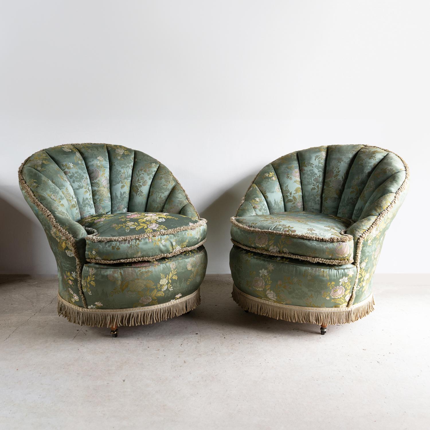 European Pair Of Vintage Art Deco Cocktail Chairs With Chinoiserie Satin Upholstery For Sale