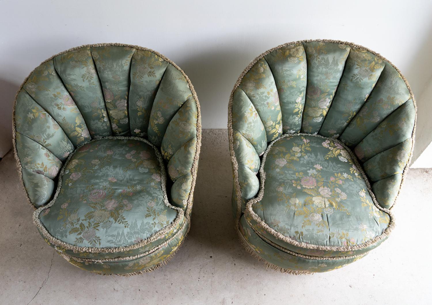 Pair Of Vintage Art Deco Cocktail Chairs With Chinoiserie Satin Upholstery In Good Condition For Sale In Bristol, GB