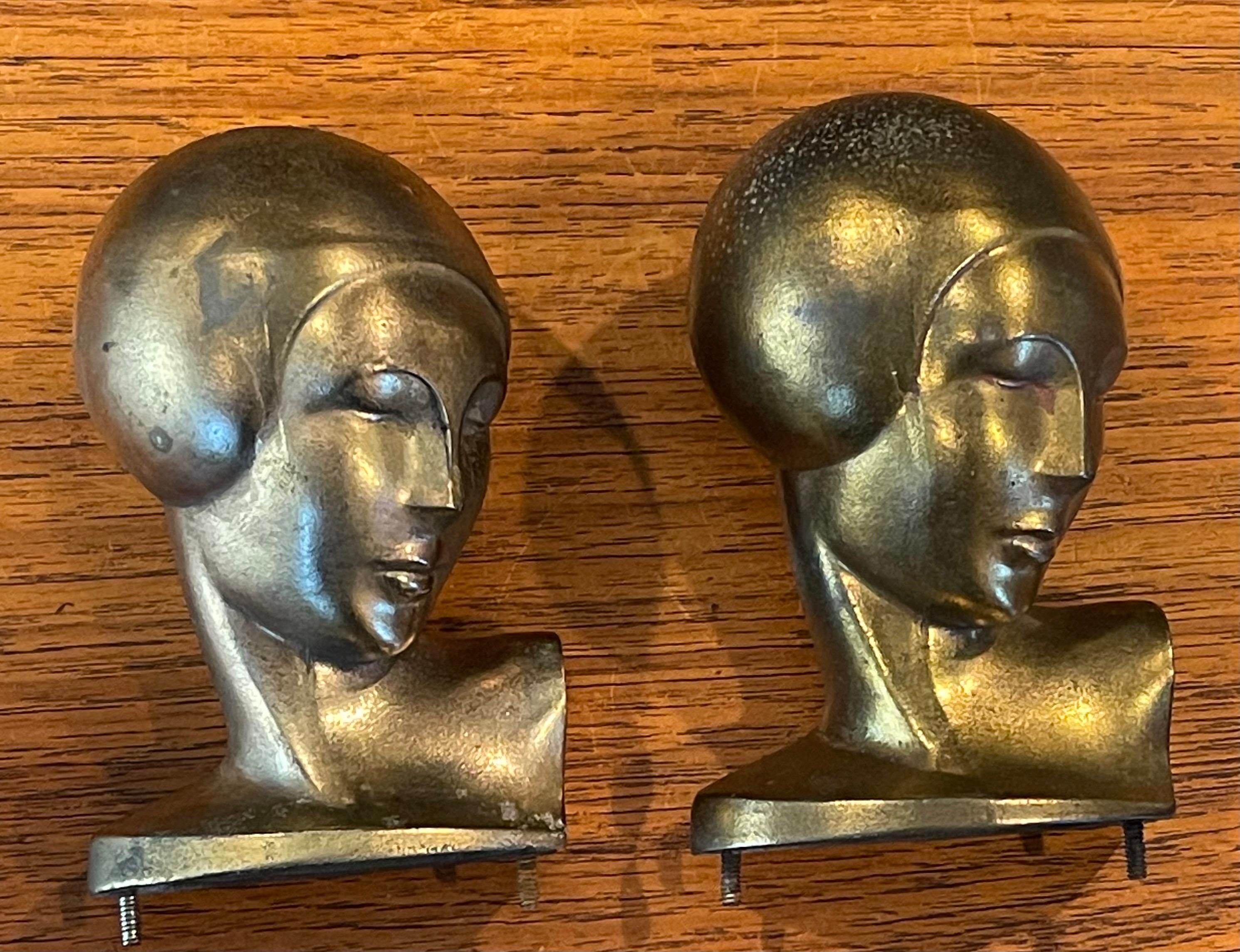 Pair of Vintage Art Deco Goldtone Heads or Busts of a Woman by Frankart For Sale 4