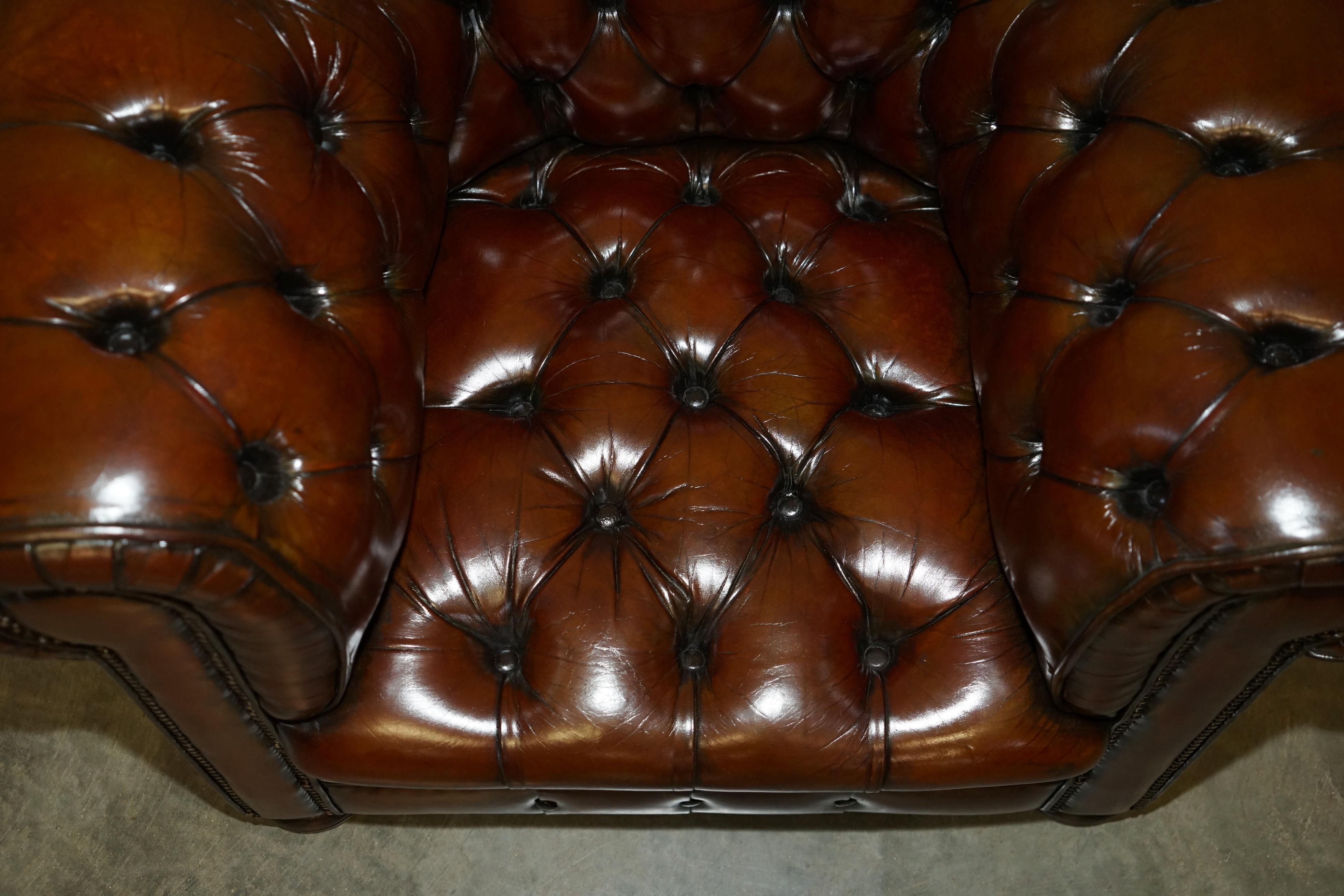 COPPIA DI POLTRONE D'EPOCA ART DECO RISTRUTTURATE IN PELLE MARRONE DI CHEsterfield in vendita 10