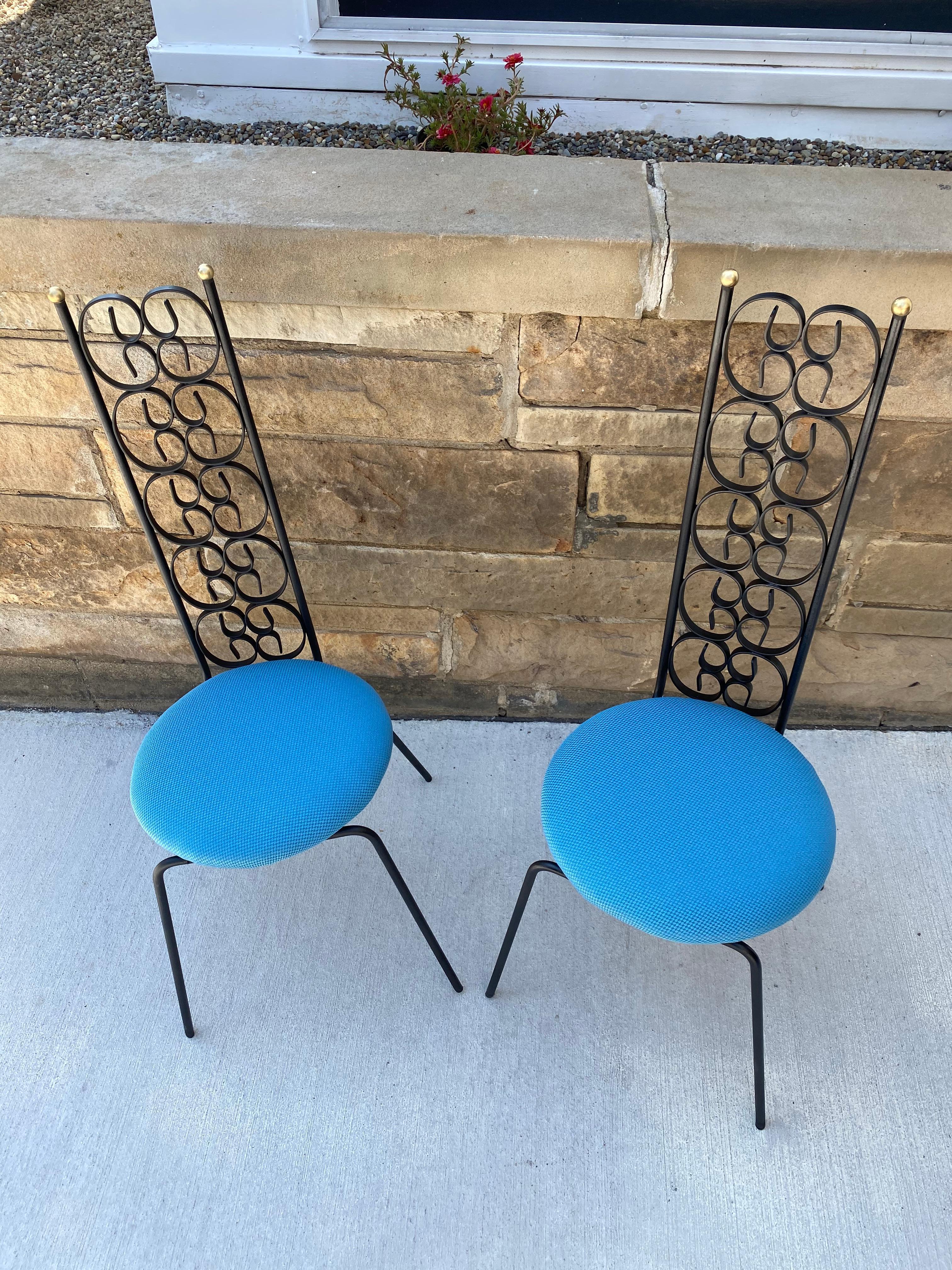 20ième siècle Arthur Umanoff paire de chaises vintage en fer forgé en vente
