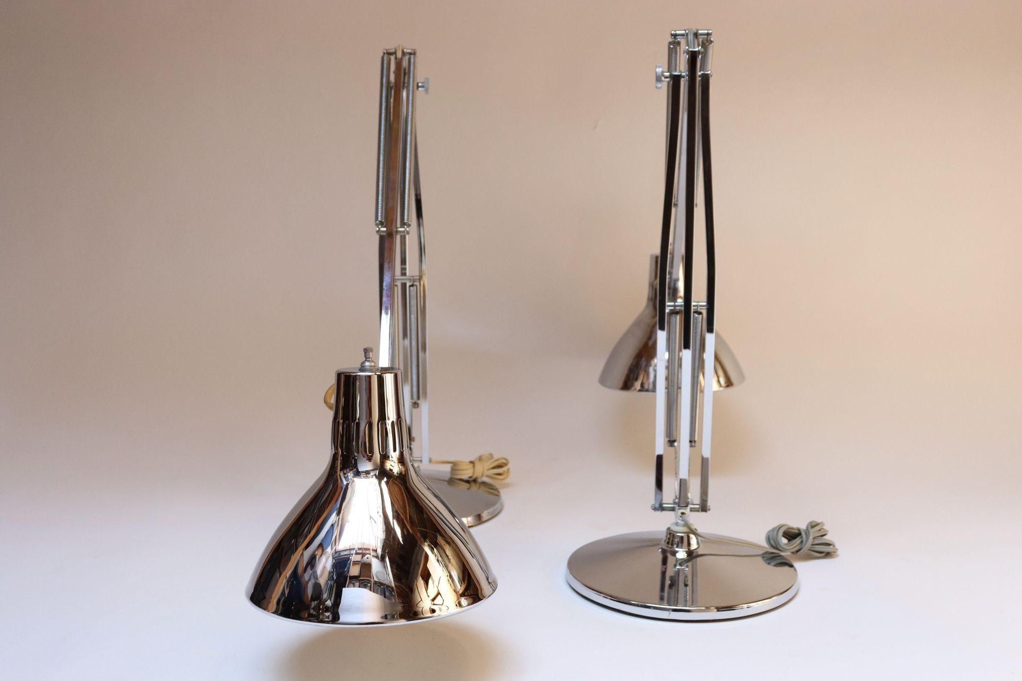 American Pair of Vintage Articulating Chrome Desk/Task Lamps by Jac Jacobsen for Luxo For Sale
