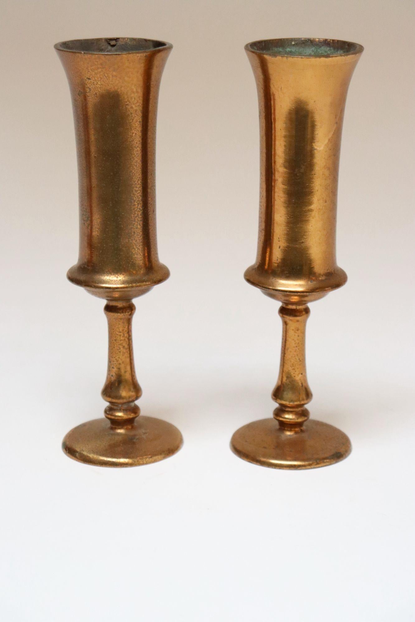 Pair of Vintage Arts and Crafts Style Copper Goblets / Bud Vases In Good Condition For Sale In Brooklyn, NY