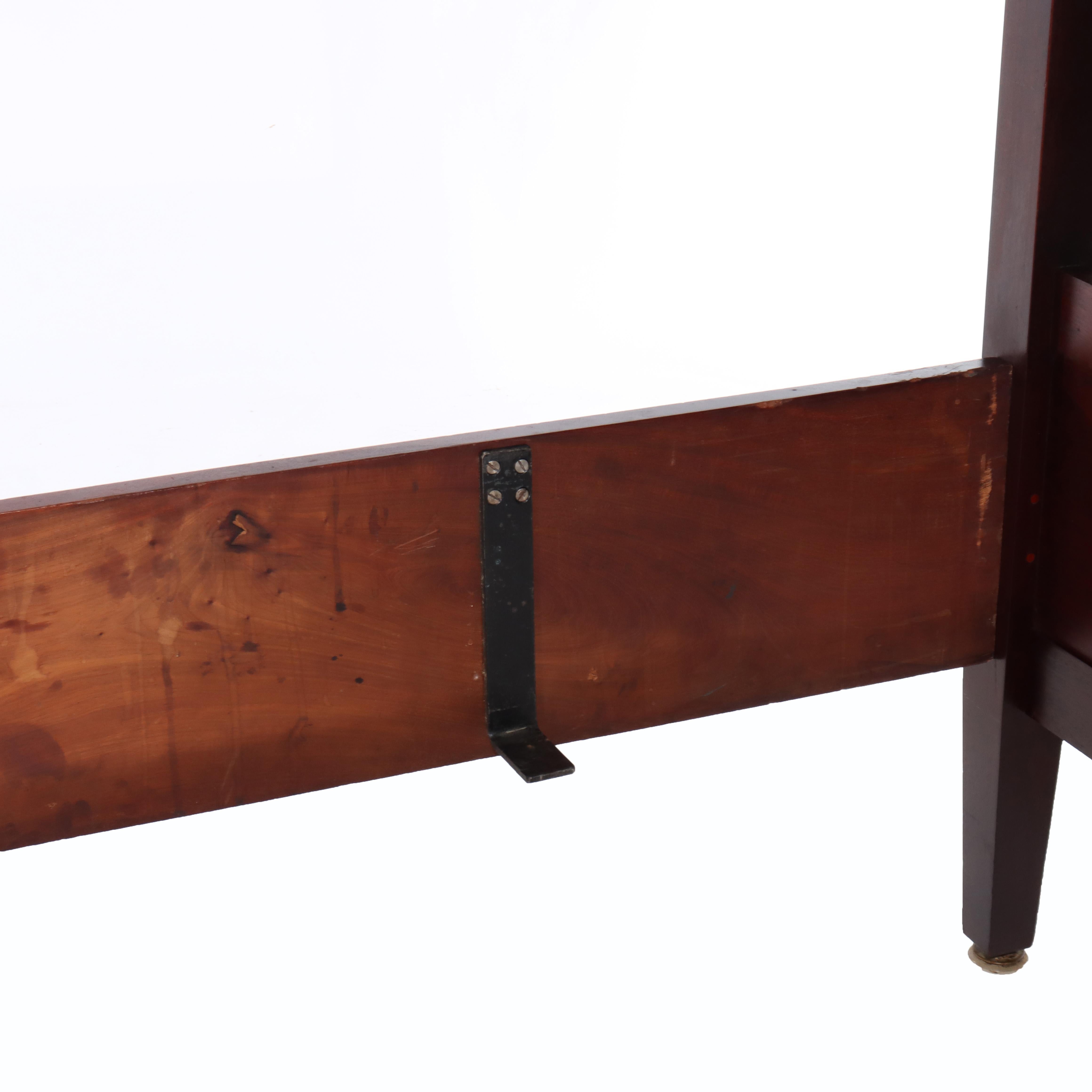 Pair of Vintage Arts & Crafts Stickley School Mahogany Twin Bed Frames 20thC en vente 7
