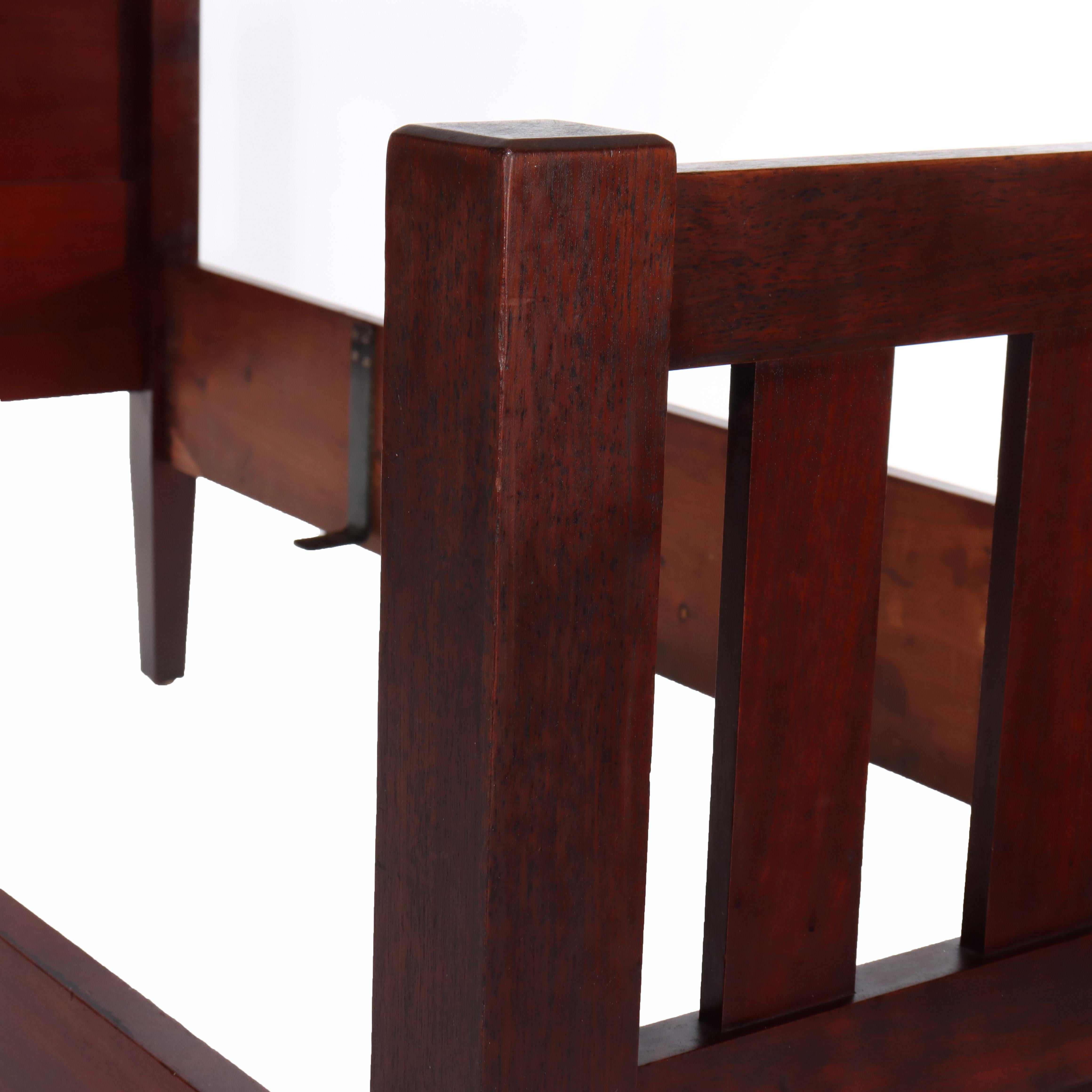Pair of Vintage Arts & Crafts Stickley School Mahogany Twin Bed Frames 20thC en vente 1
