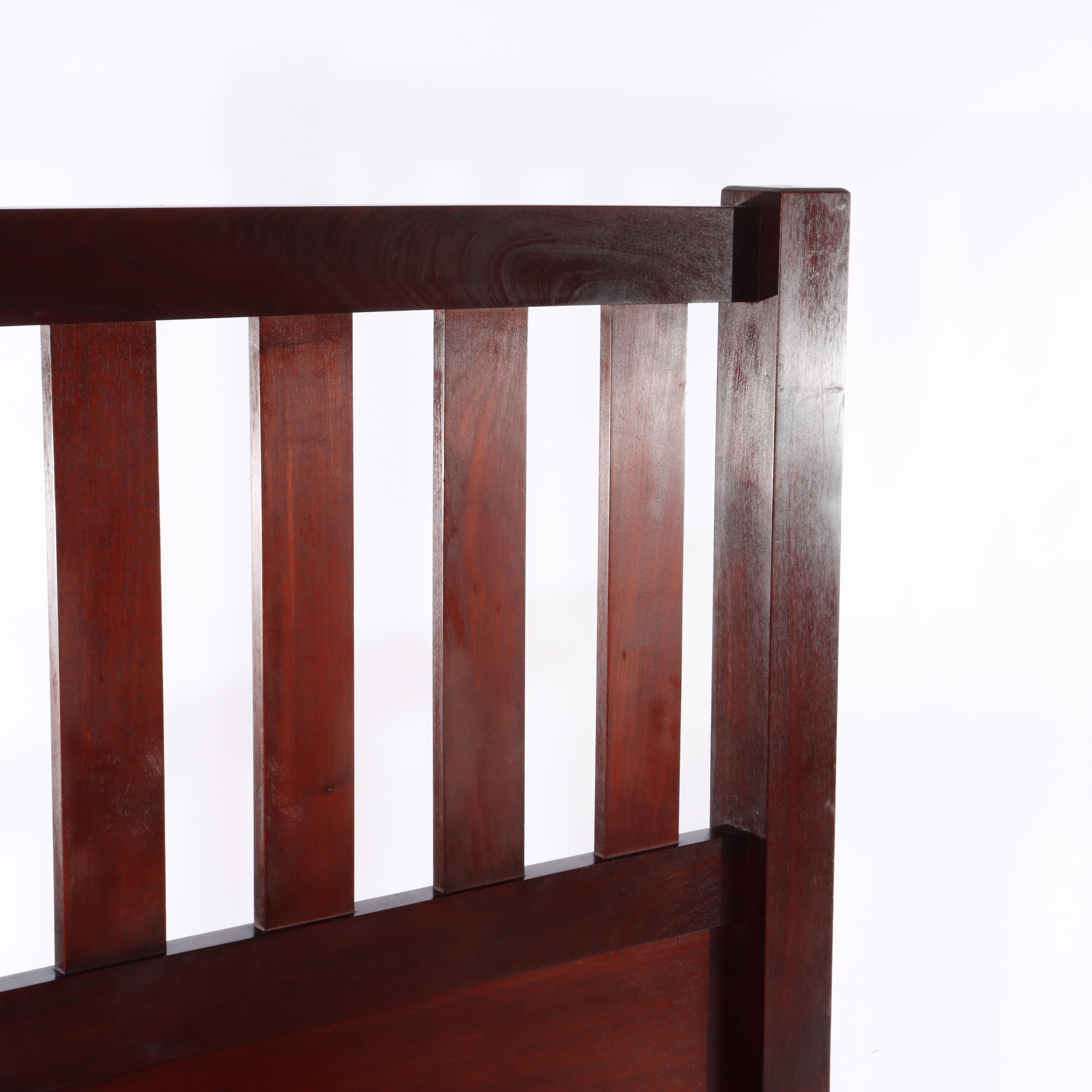Pair of Vintage Arts & Crafts Stickley School Mahogany Twin Bed Frames 20thC en vente 2