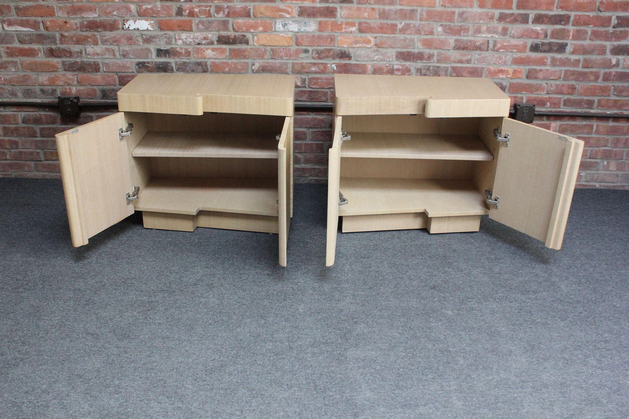 Pair of Vintage Asymmetrical White Oak and Grasscloth Nightstands For Sale 13
