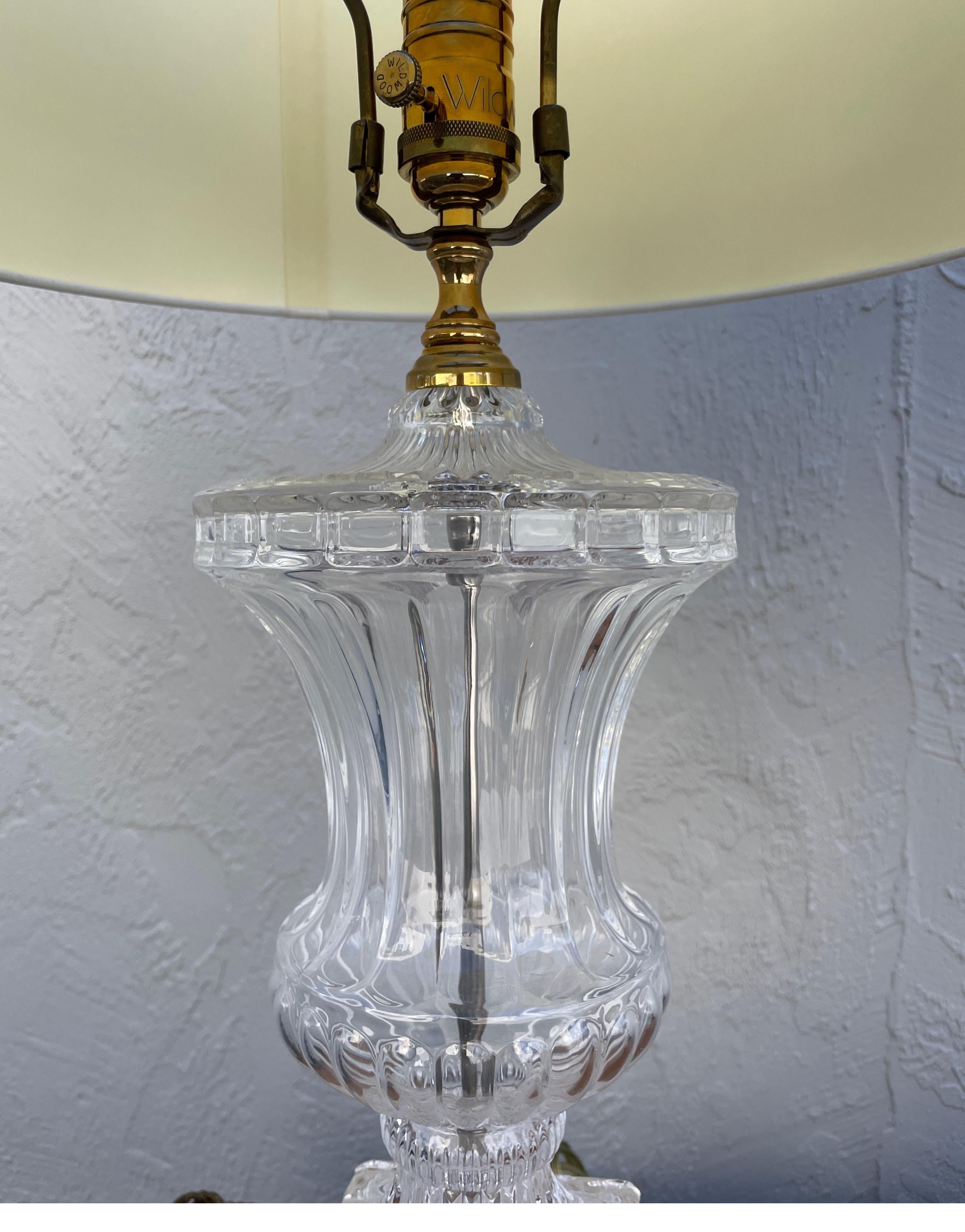 Pair of Vintage Baccarat Style Crystal Urn Lamps with Brass Base  In Good Condition For Sale In West Palm Beach, FL