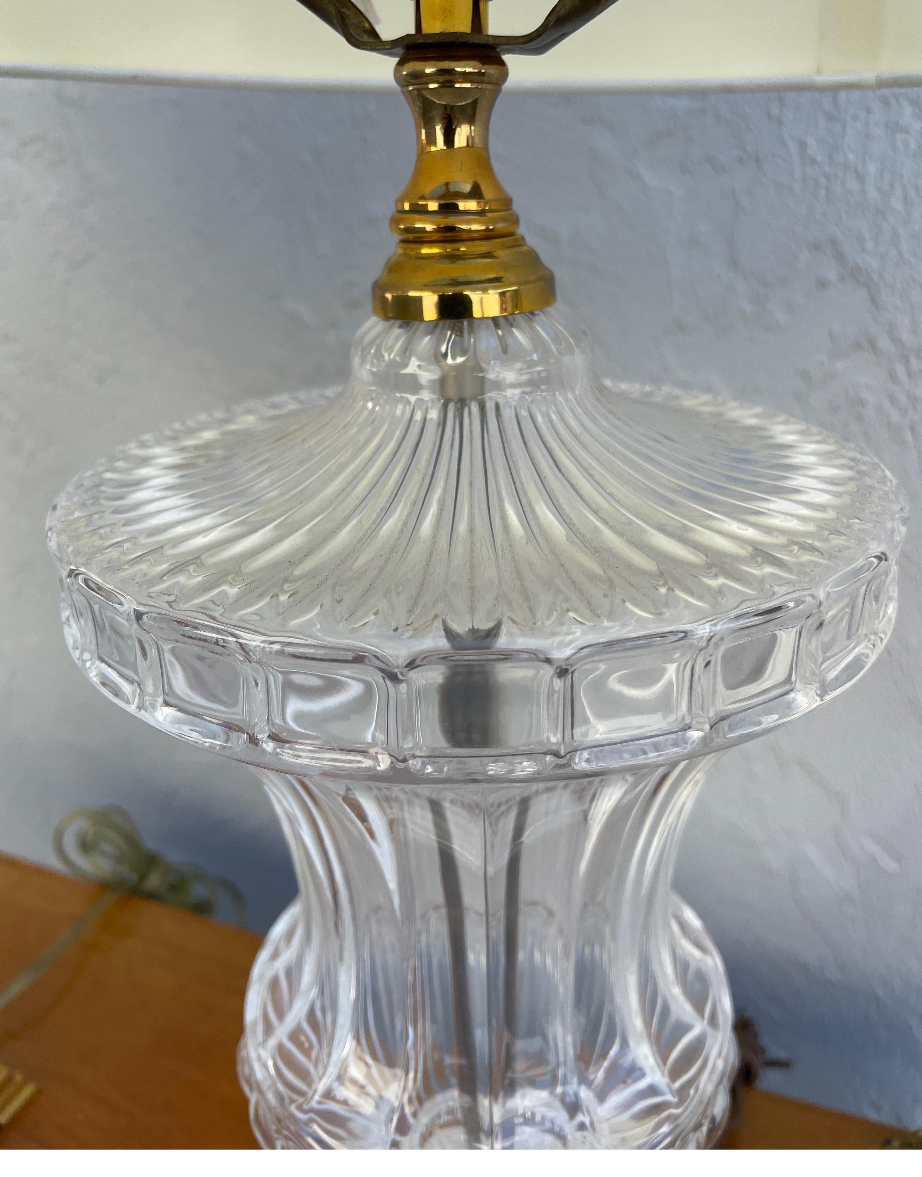 Pair of Vintage Baccarat Style Crystal Urn Lamps with Brass Base  For Sale 2