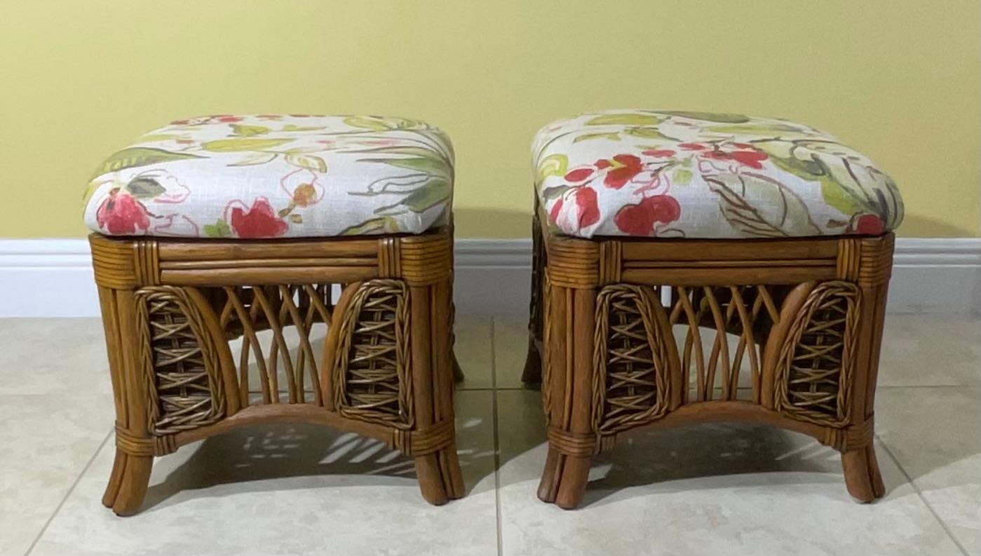 Pair of Vintage Bamboo and Rattan Benches or Stools In Good Condition For Sale In Delray Beach, FL
