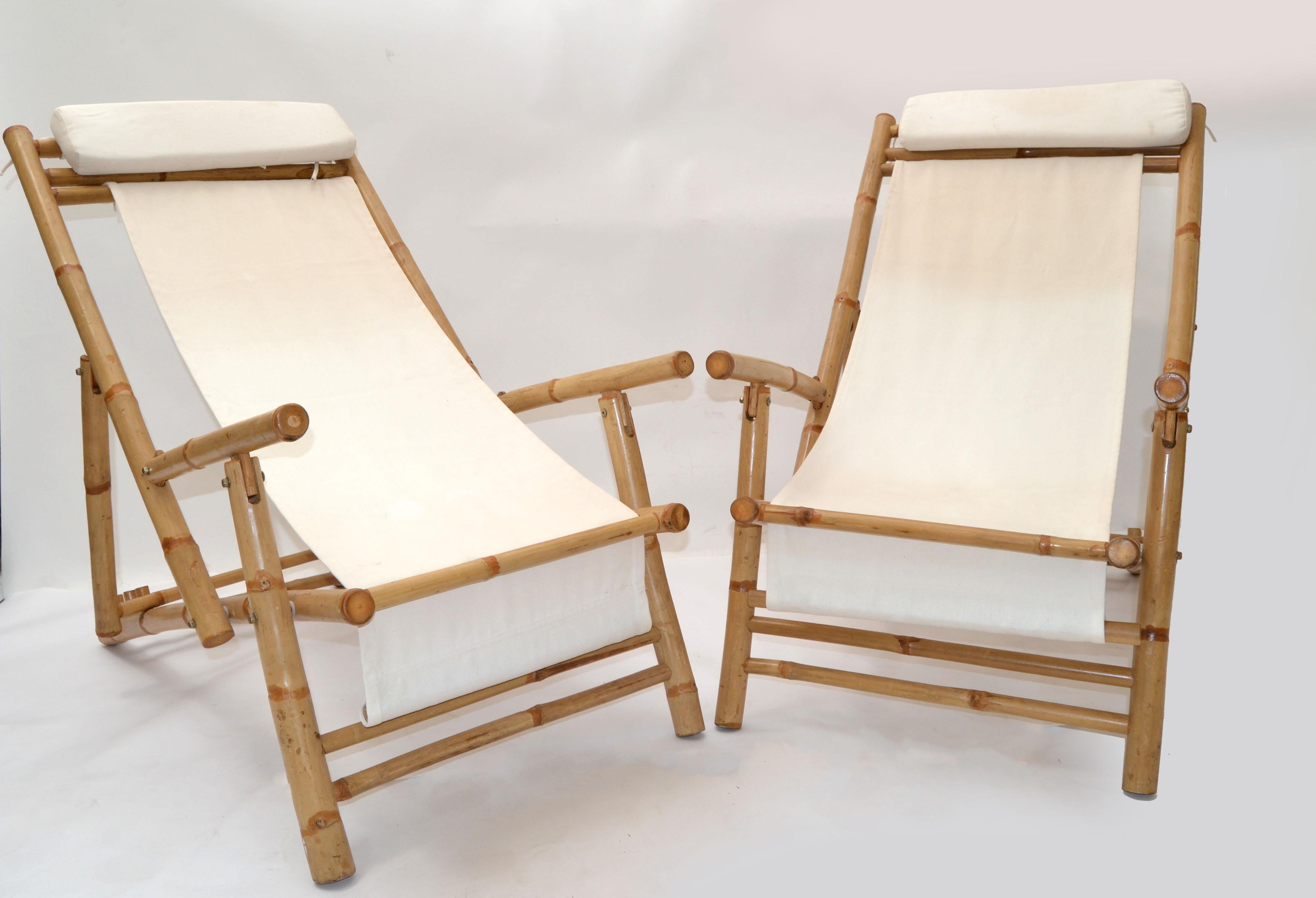 Pair of Vintage Bamboo, Brass & Linen Fabric Folding Lounge Chairs, 1970 In Good Condition For Sale In Miami, FL