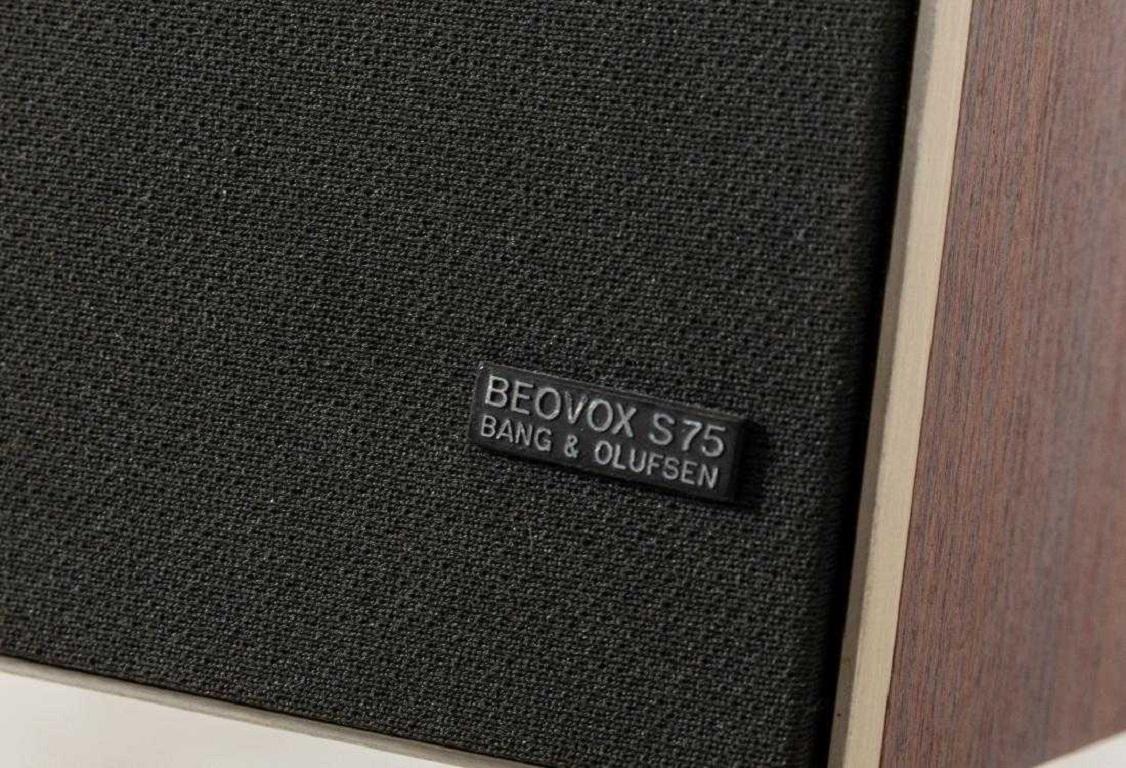 Ein Paar Vintage Bang & Olufsen Beovox S75-Lautsprecher (Laminiert)