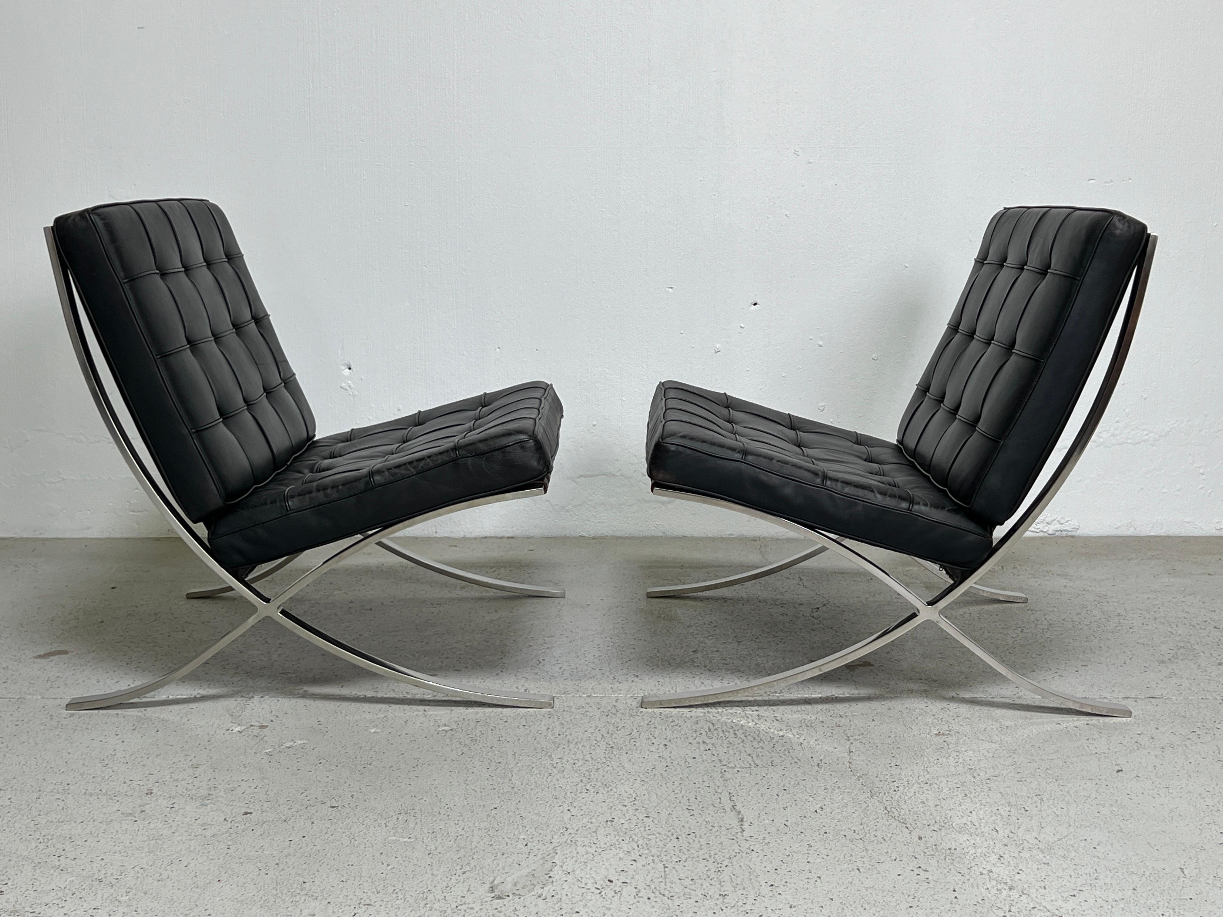 Pair of Vintage Barcelona Chairs by Mies van der Rohe For Sale 8