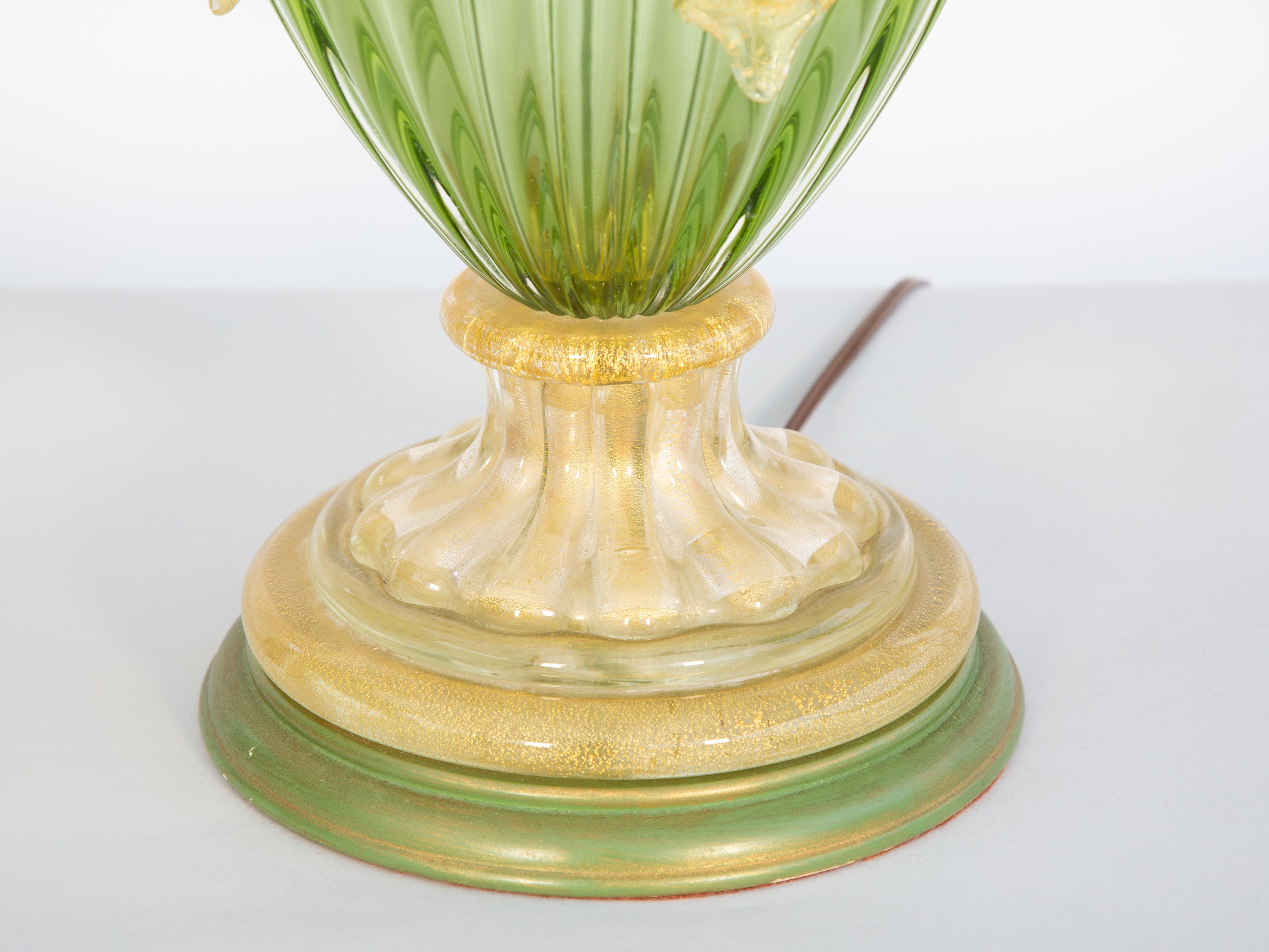 Verre brun Paire de lampes vintage Barovier et Tosso en verre de Murano avec accents d'aventurine en vente