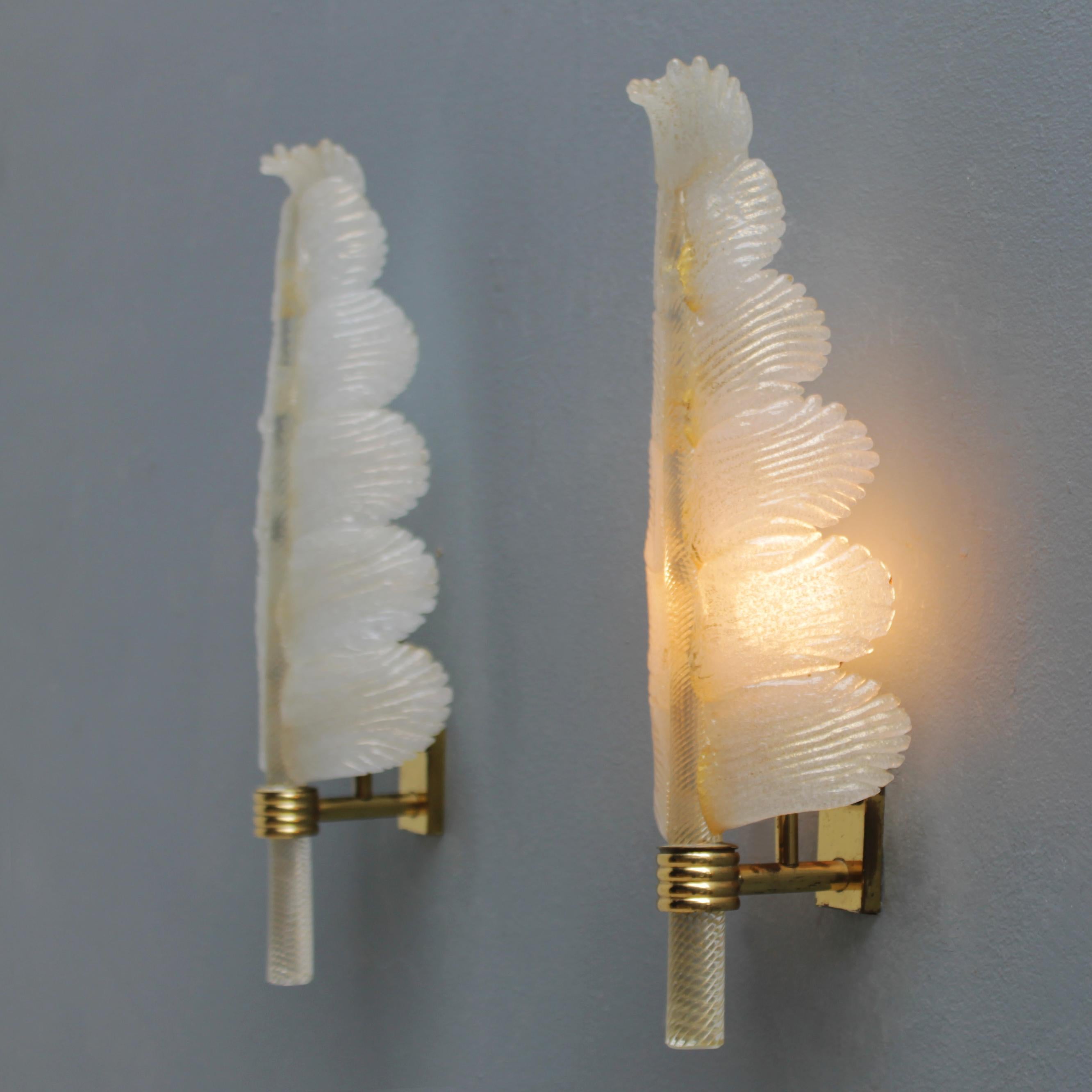 Mid-20th Century Pair of Vintage Barovier e Toso Palm Leaf Sconces