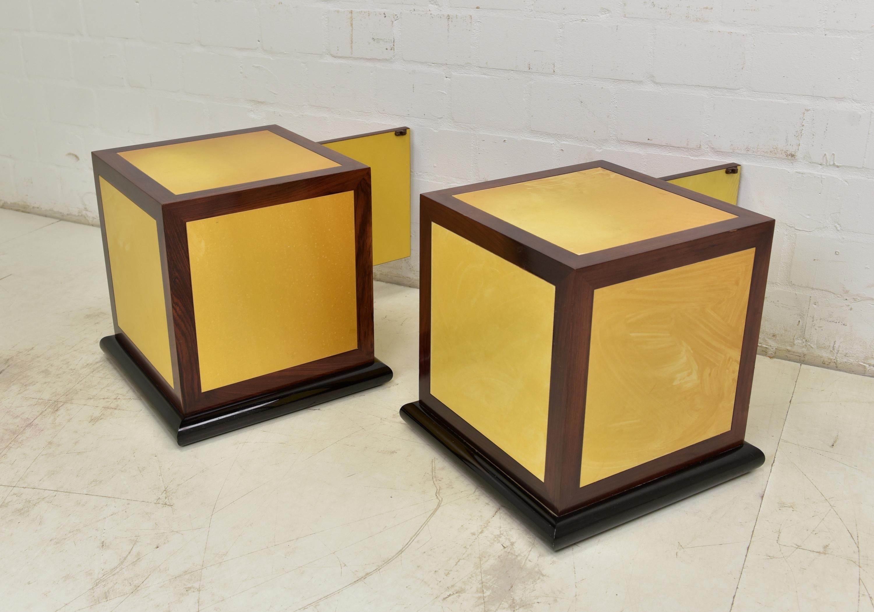 Pair of Vintage Bedside Tables Cube Design, Retro 80s, 90s For Sale 6