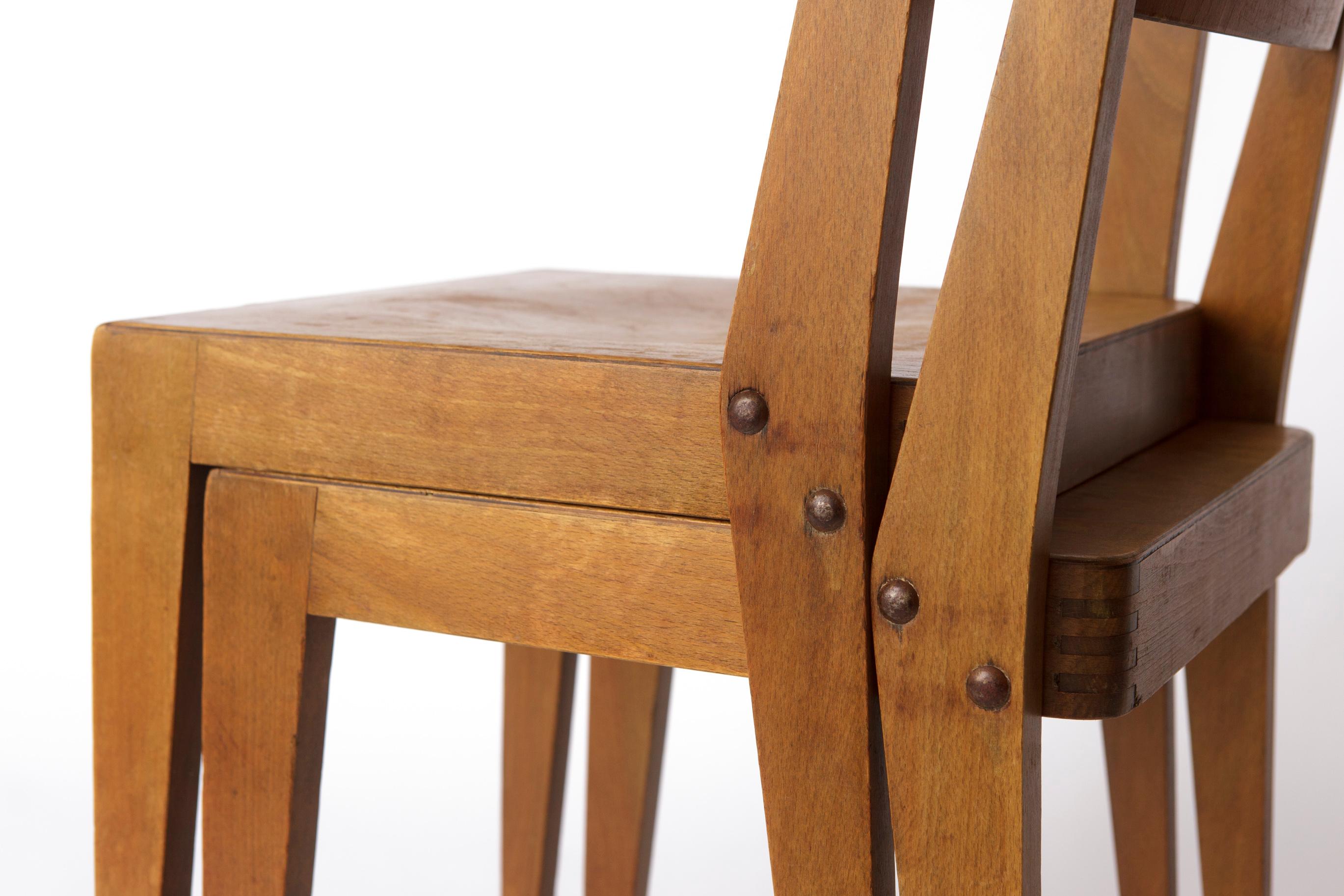 Pair of Vintage Stackable Chairs in Beechwood – 1960s–1970s

A charming set of two vintage stackable chairs, likely from the 1960s–1970s.
Origin: Germany  Manufacturer: Unknown.

Crafted from sturdy beechwood, the frames have been carefully
