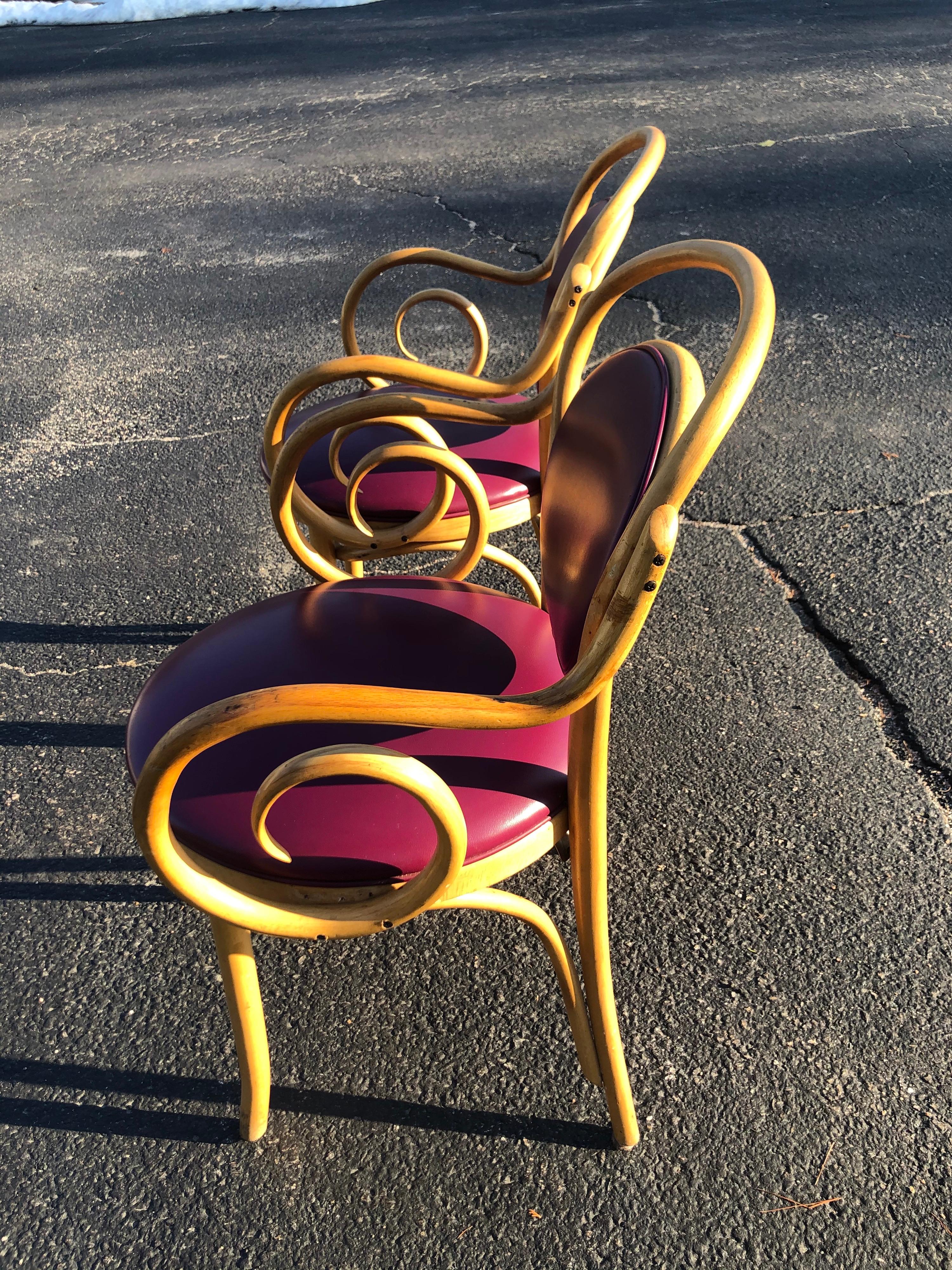 Pair of Vintage Bentwood Thonet Style Chairs in Violet For Sale 2