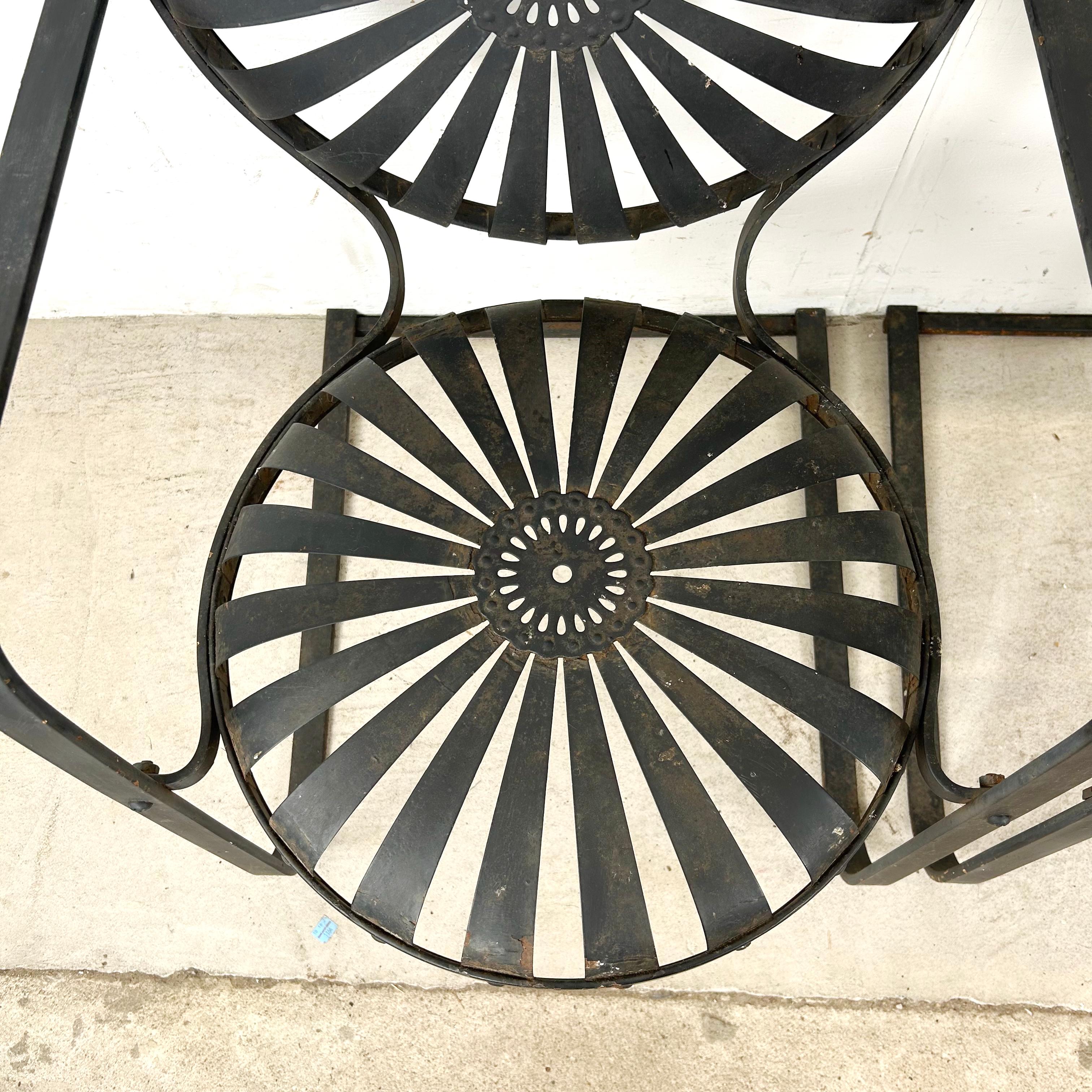 Autre Paire de chaises de jardin luge noires vintage d'après François Carré en vente