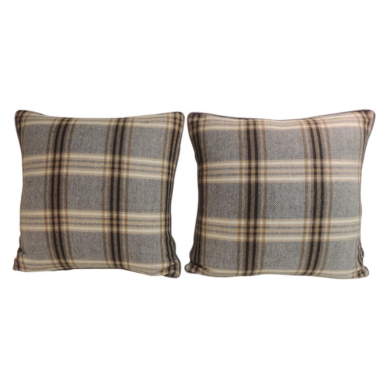 Pair Of Vintage Black And Grey Tartan Plaid Woven Wool Decorative Pillows For Sale At 1stdibs