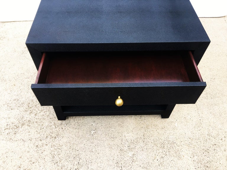 Mid-Century Modern Pair of Vintage Black Shagreen Nightstands/Side Tables For Sale