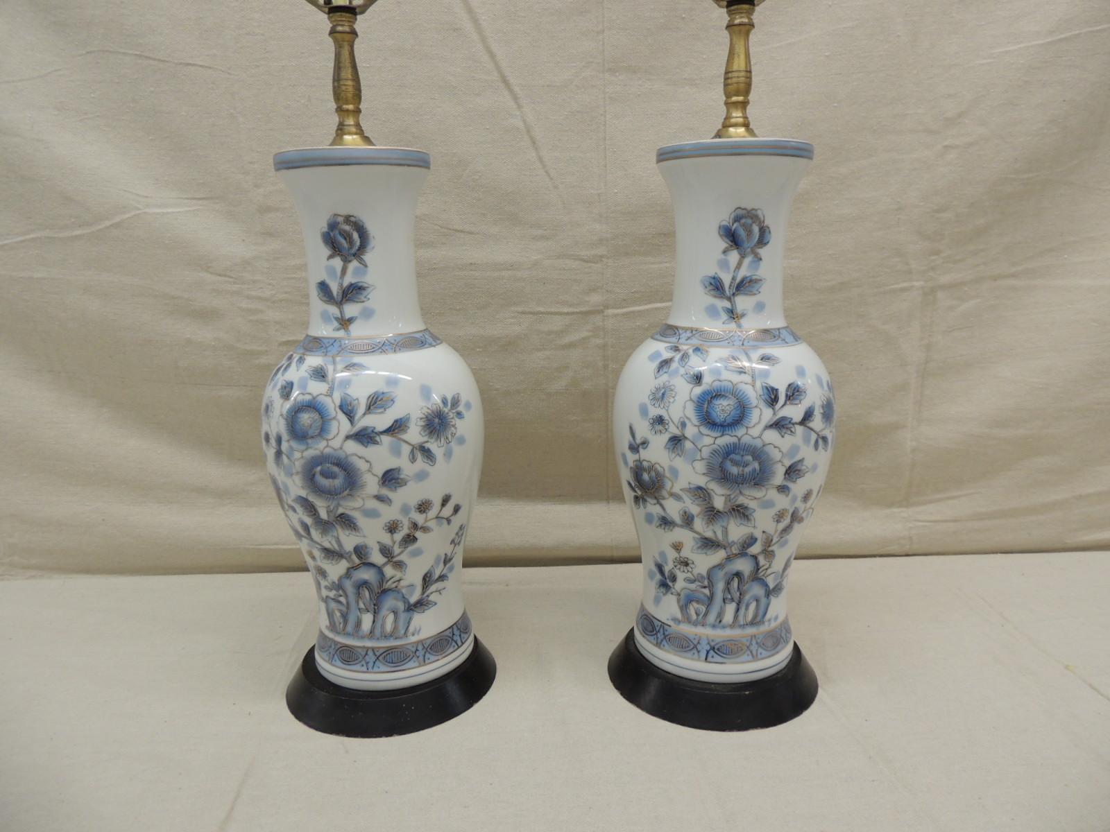 Japonisme Pair of Vintage Blue and White Imari Table Lamps