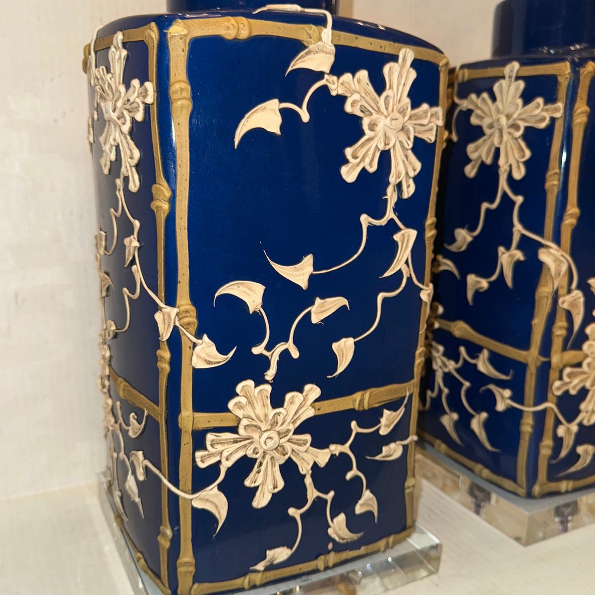 Porcelain Pair of Vintage Blue and White Lamps For Sale